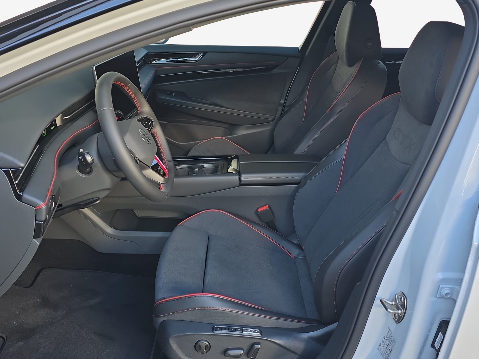 VW ID.7 Tourer GTX 86 kWh GTX 4 Motion-image-7