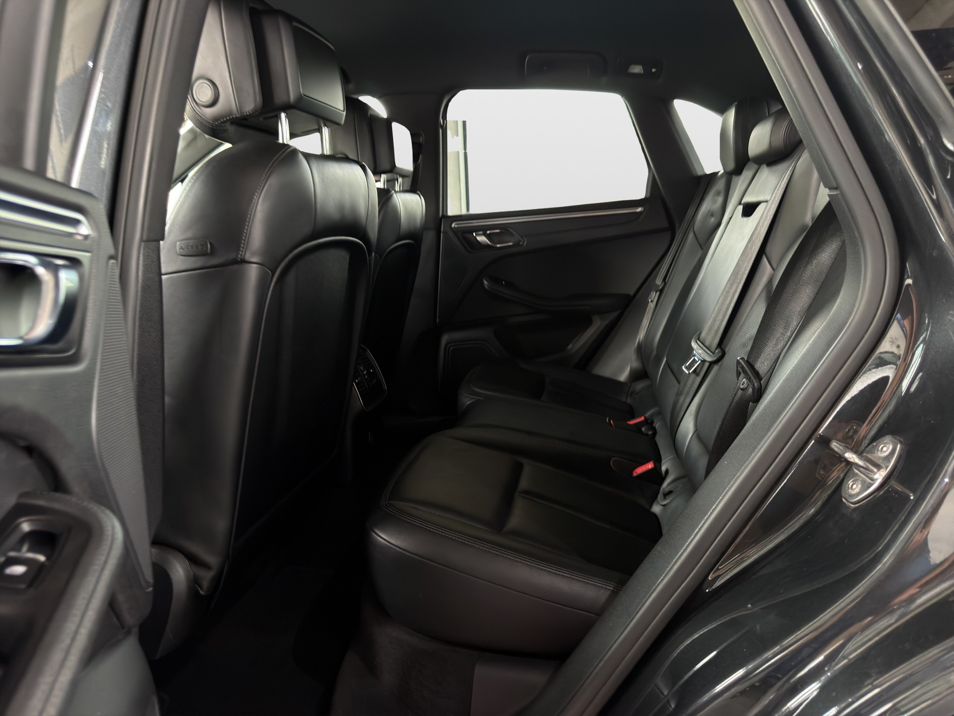 PORSCHE Macan PDK*Frisch ab MFK,1 Jahr oder 20'000km Garantie auf Motor und Getriebe*-image-7