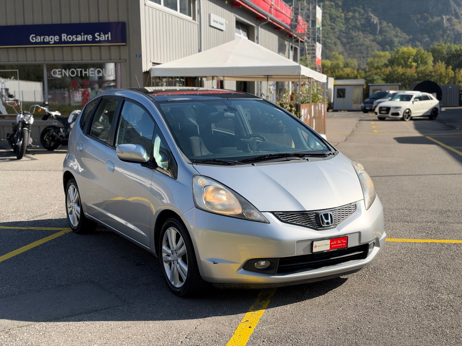 HONDA Jazz 1.4i Elegance i-Shift-showroom-element-2