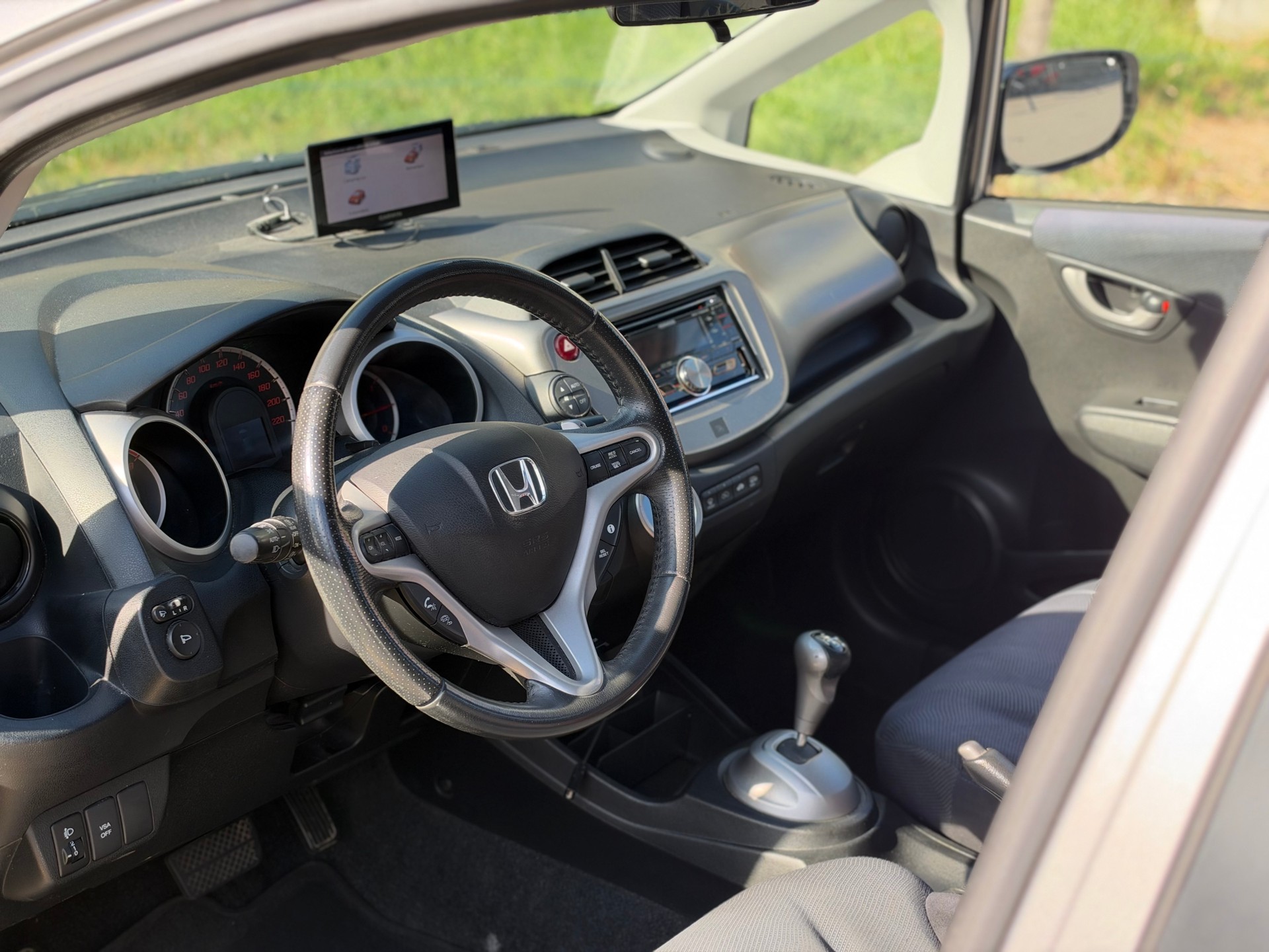 HONDA Jazz 1.4i Elegance i-Shift-image-7