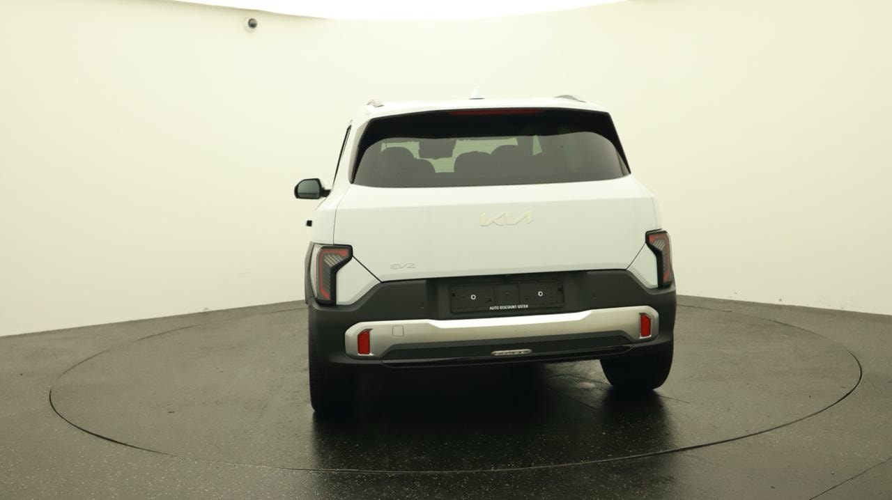 KIA EV2 42 kWh Earth-showroom-element-3