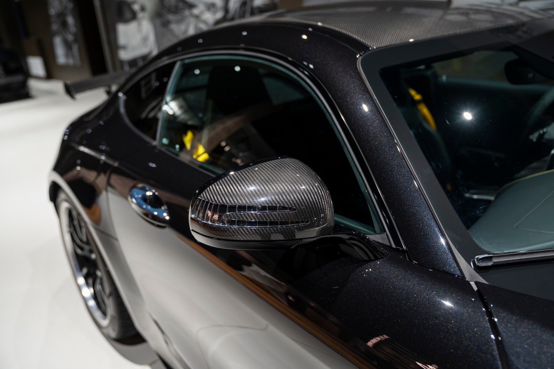 MERCEDES-BENZ AMG GT R Speedshift DCT-image-6
