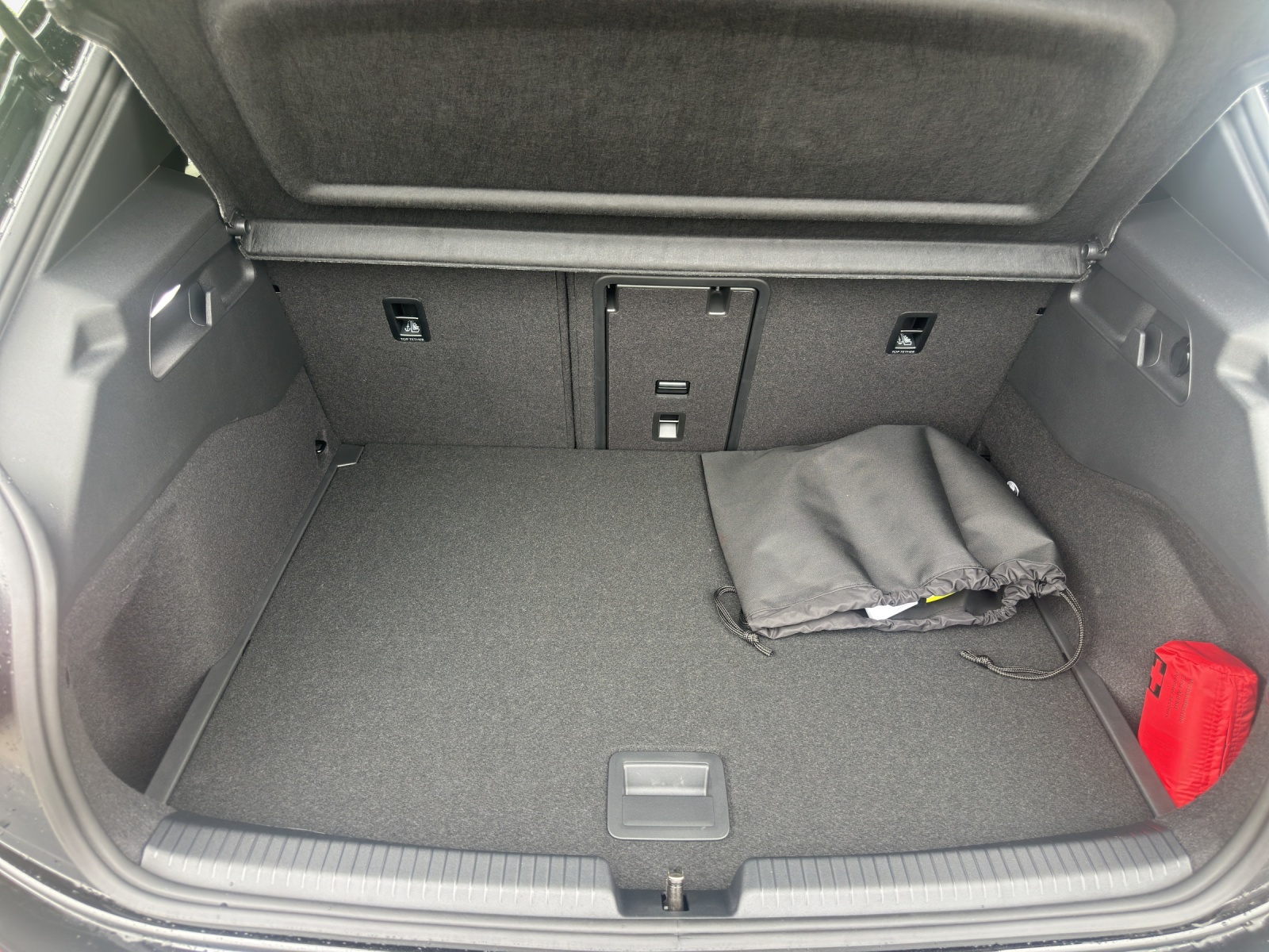 VW ID.3 Neo 50 kWh 170PS Life-image-12
