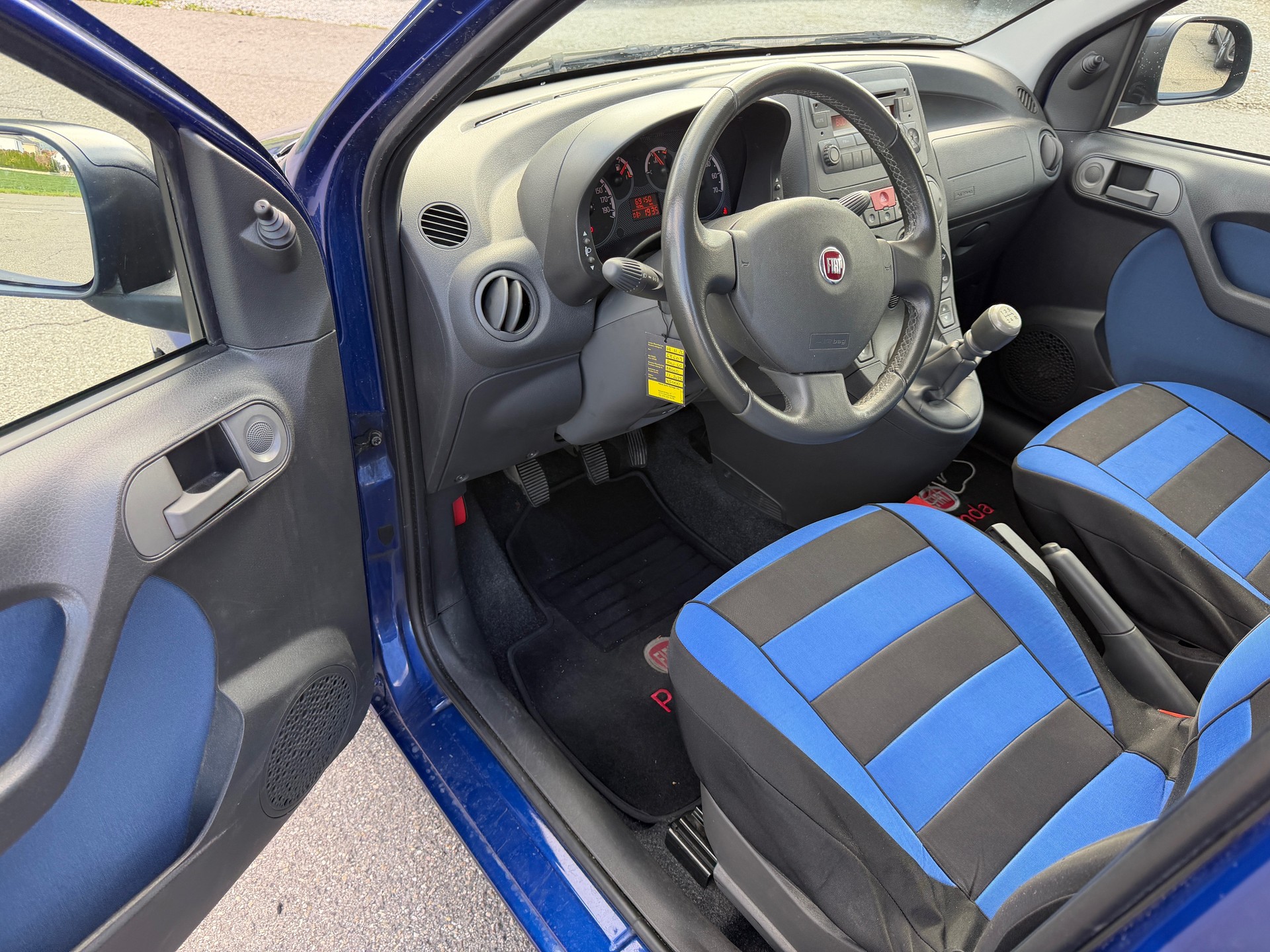 FIAT Panda 1.2 Emotion-image-6