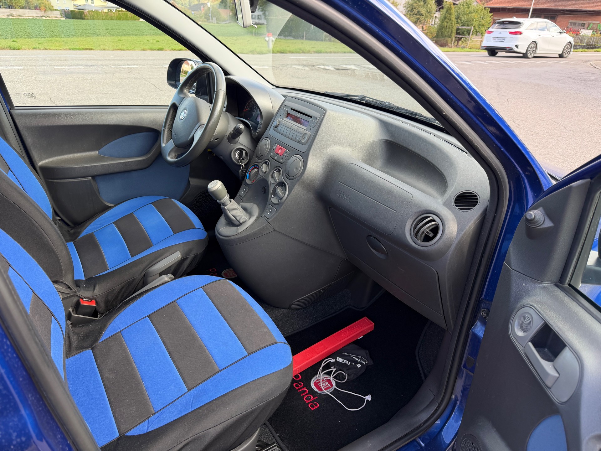FIAT Panda 1.2 Emotion-image-9