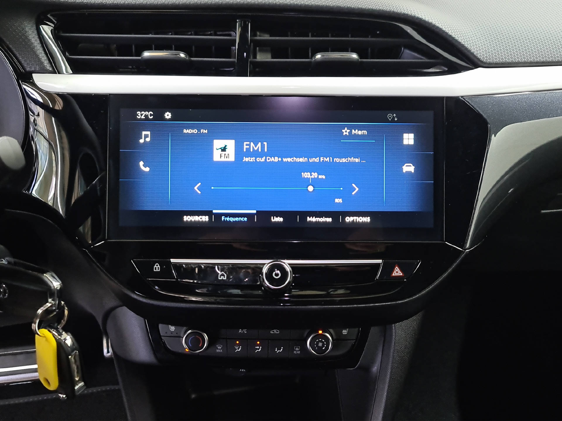 OPEL Corsa 1.2 T Hybrid Viva-image-8