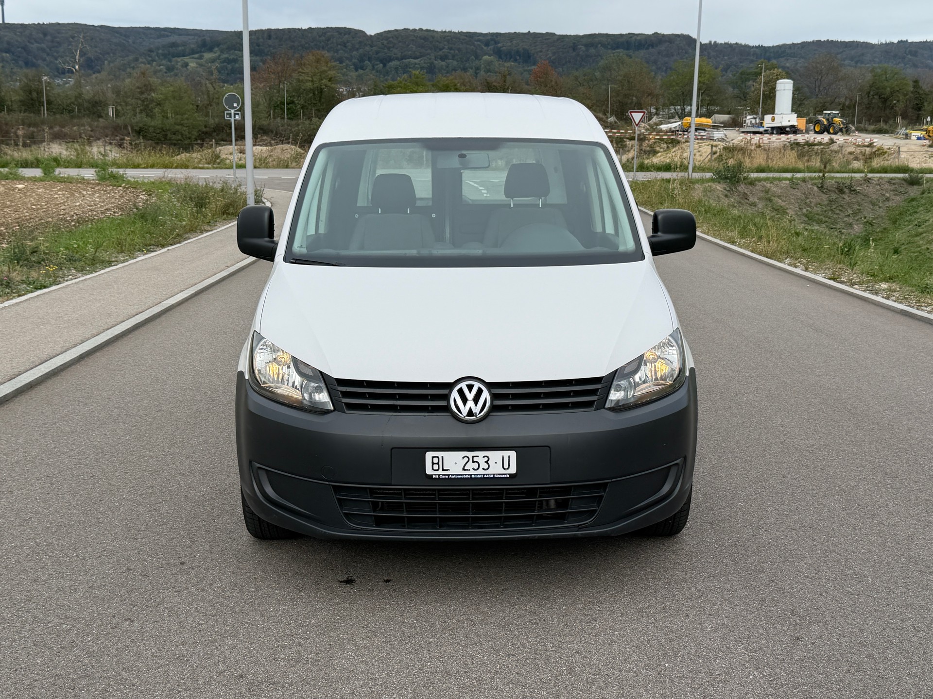 VW Caddy 2.0 TDI 4Motion-image-4