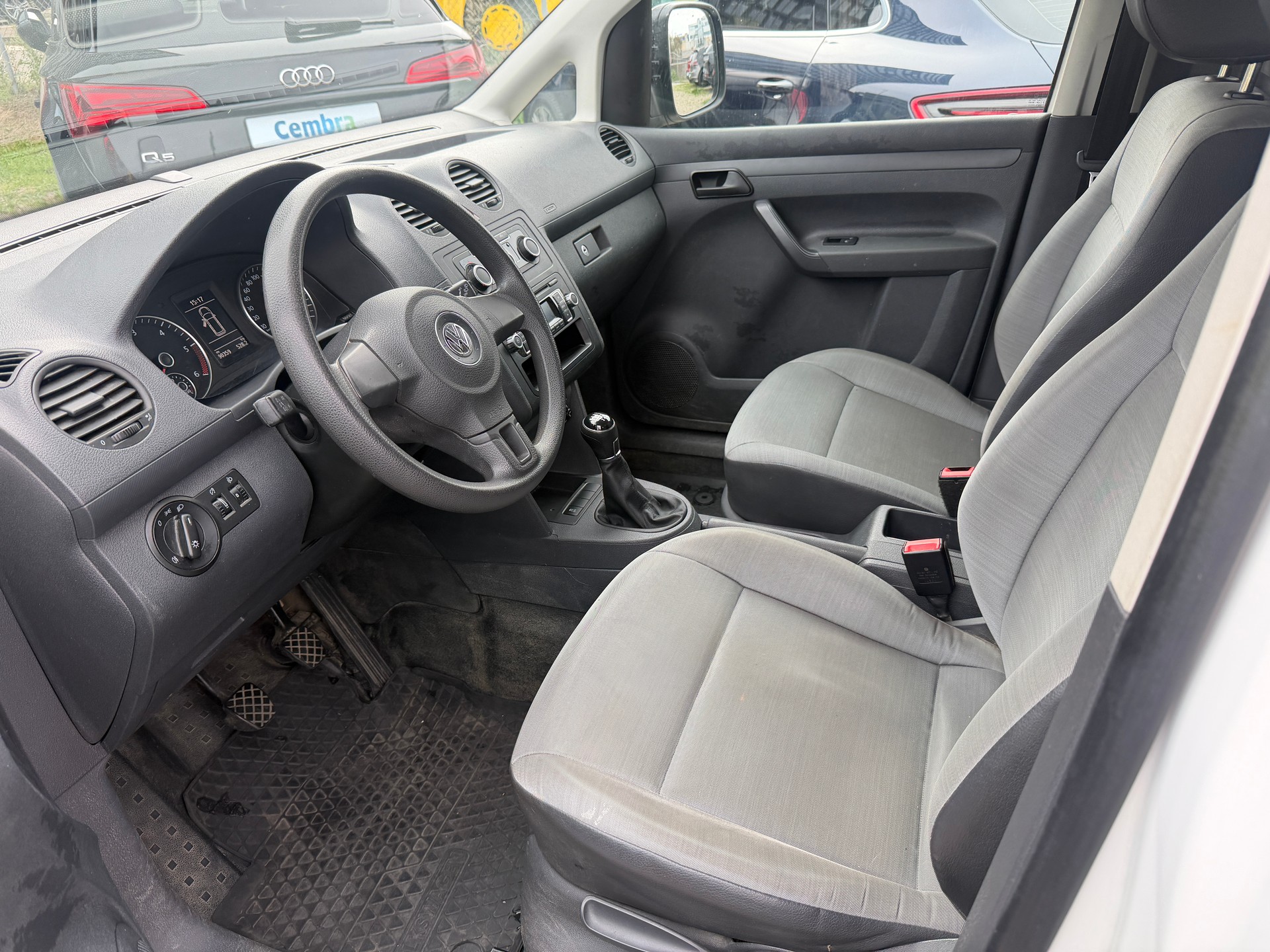 VW Caddy 2.0 TDI 4Motion-image-3