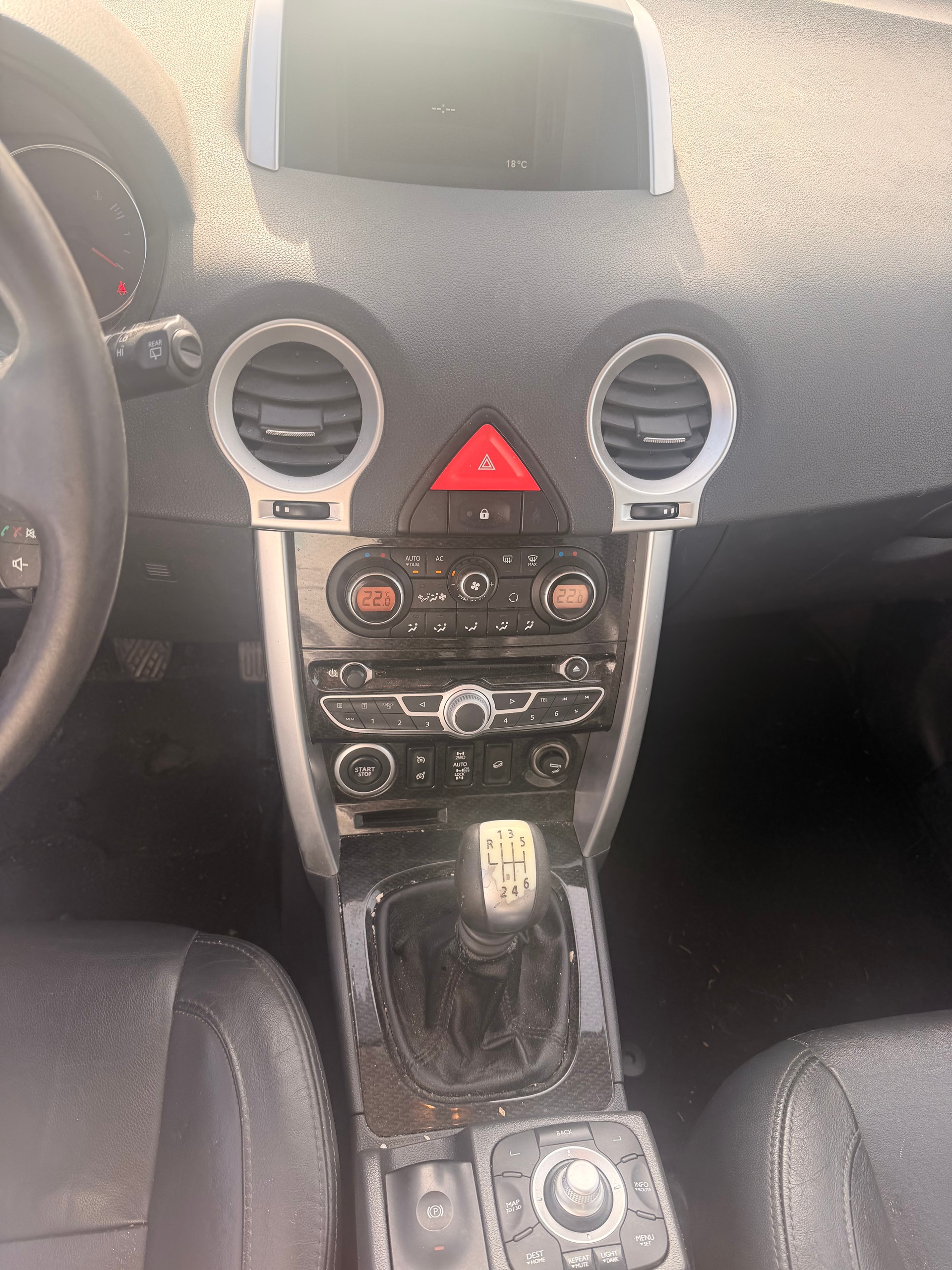 RENAULT Koleos 2.5 Exception 4x4-image-6