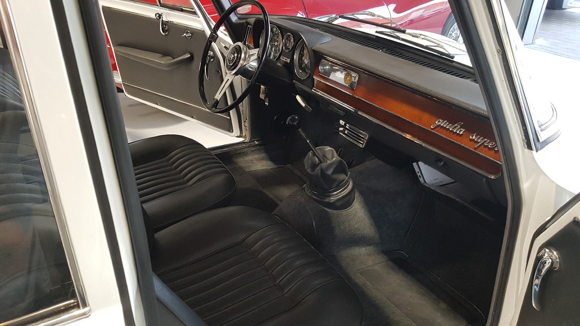 ALFA ROMEO Giulia super Bollino Oro-image-5