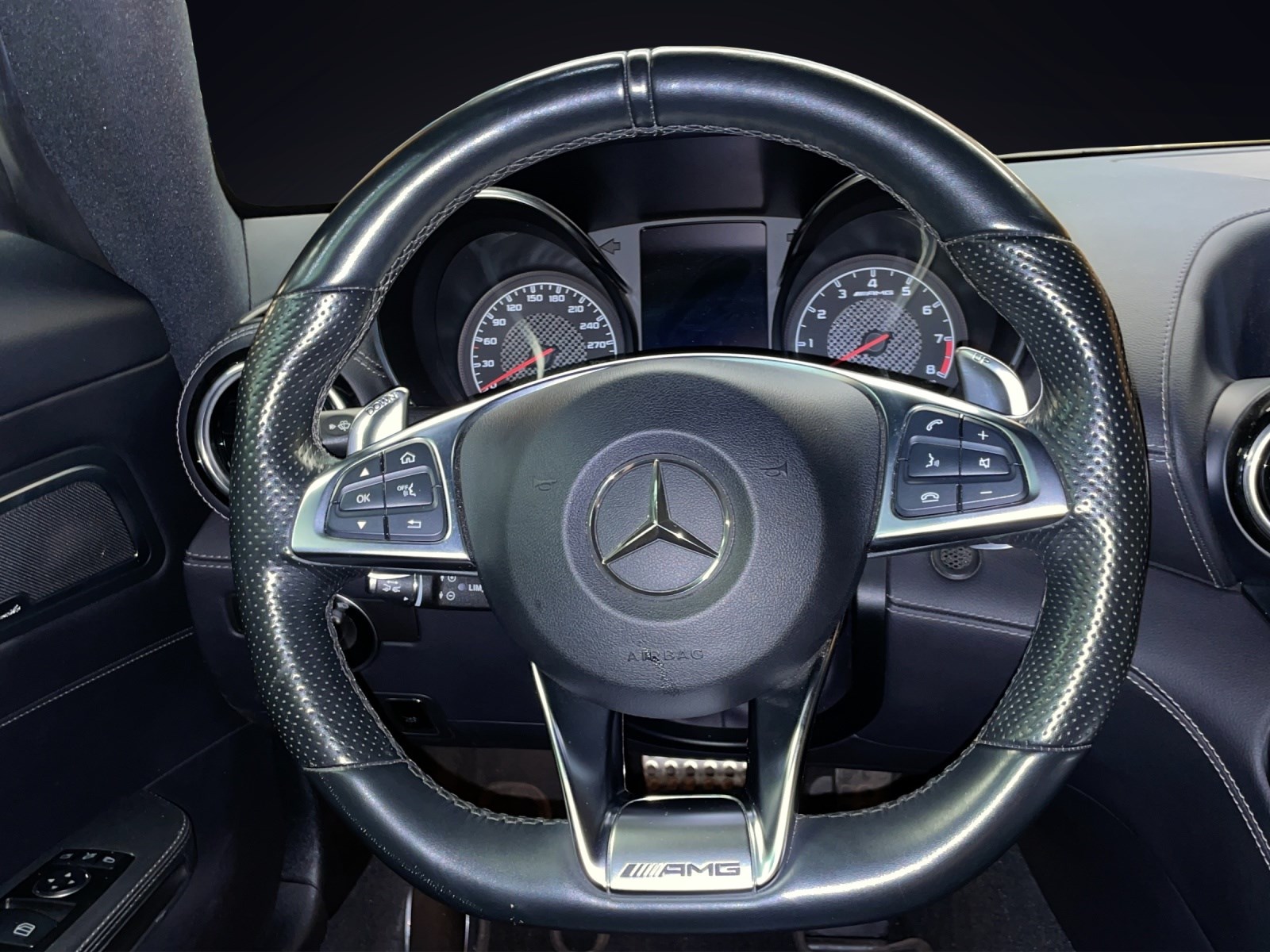 MERCEDES-BENZ AMG GT Roadster-image-10