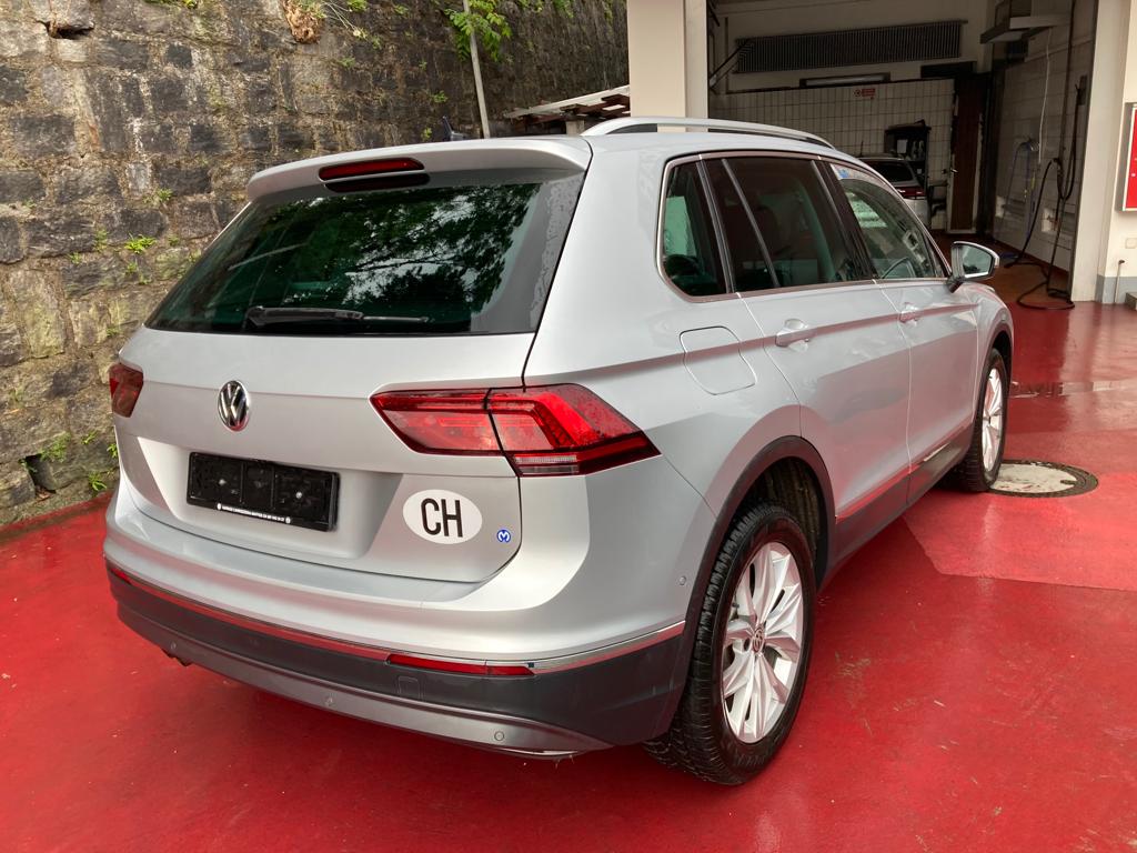 VW Tiguan 2.0TSI Highline 4Motion DSG-image-3