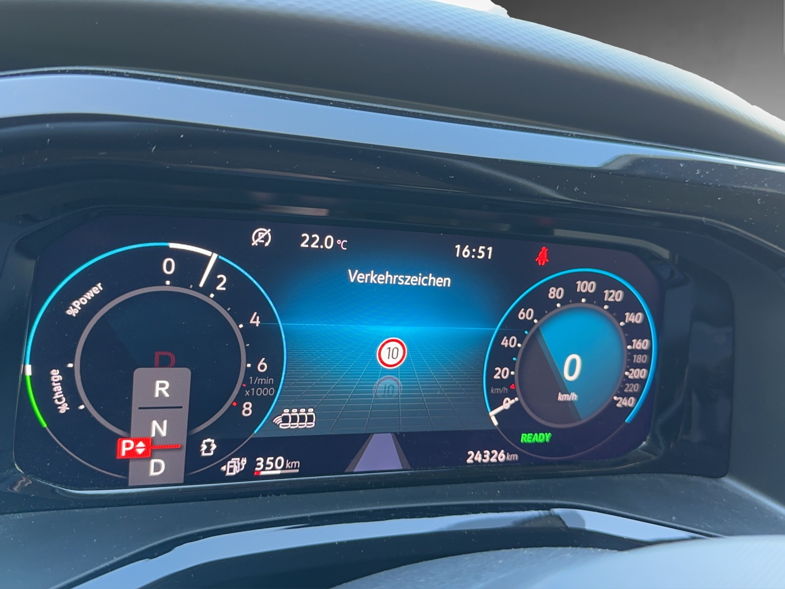 VW MULTIVAN Multivan 1.4 eHybrid Liberty DSG-image-9