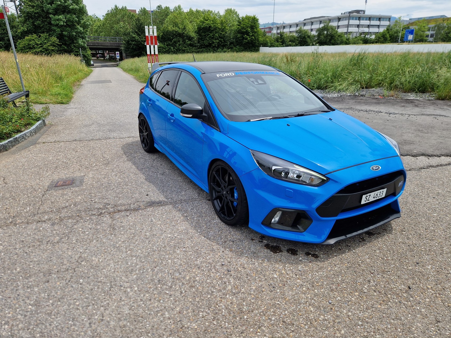 FORD Focus 2.3 EcoBoost RS+ AWD-image-1
