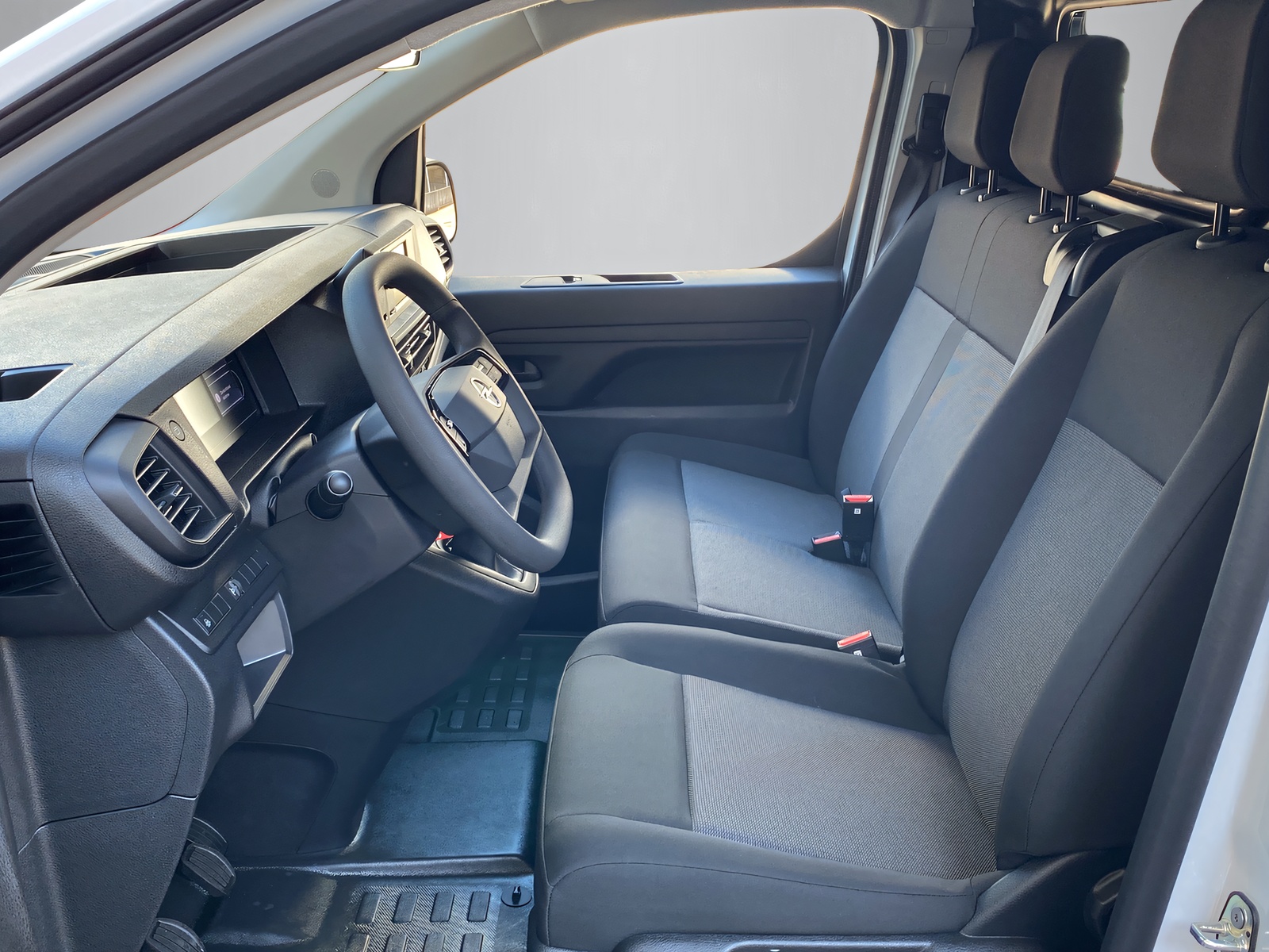 OPEL Vivaro Cargo 1.5 D 120 S/S-image-9