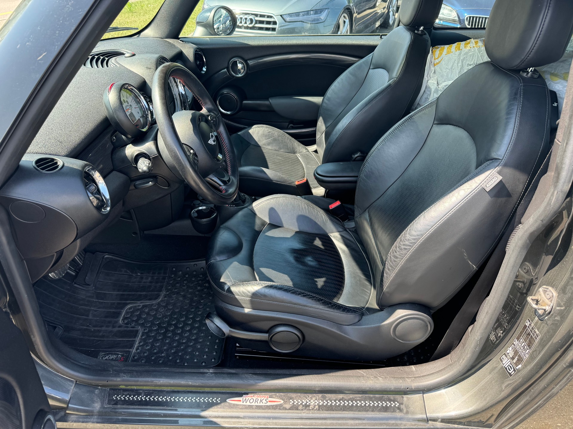 MINI Mini Cooper S Steptronic-image-6