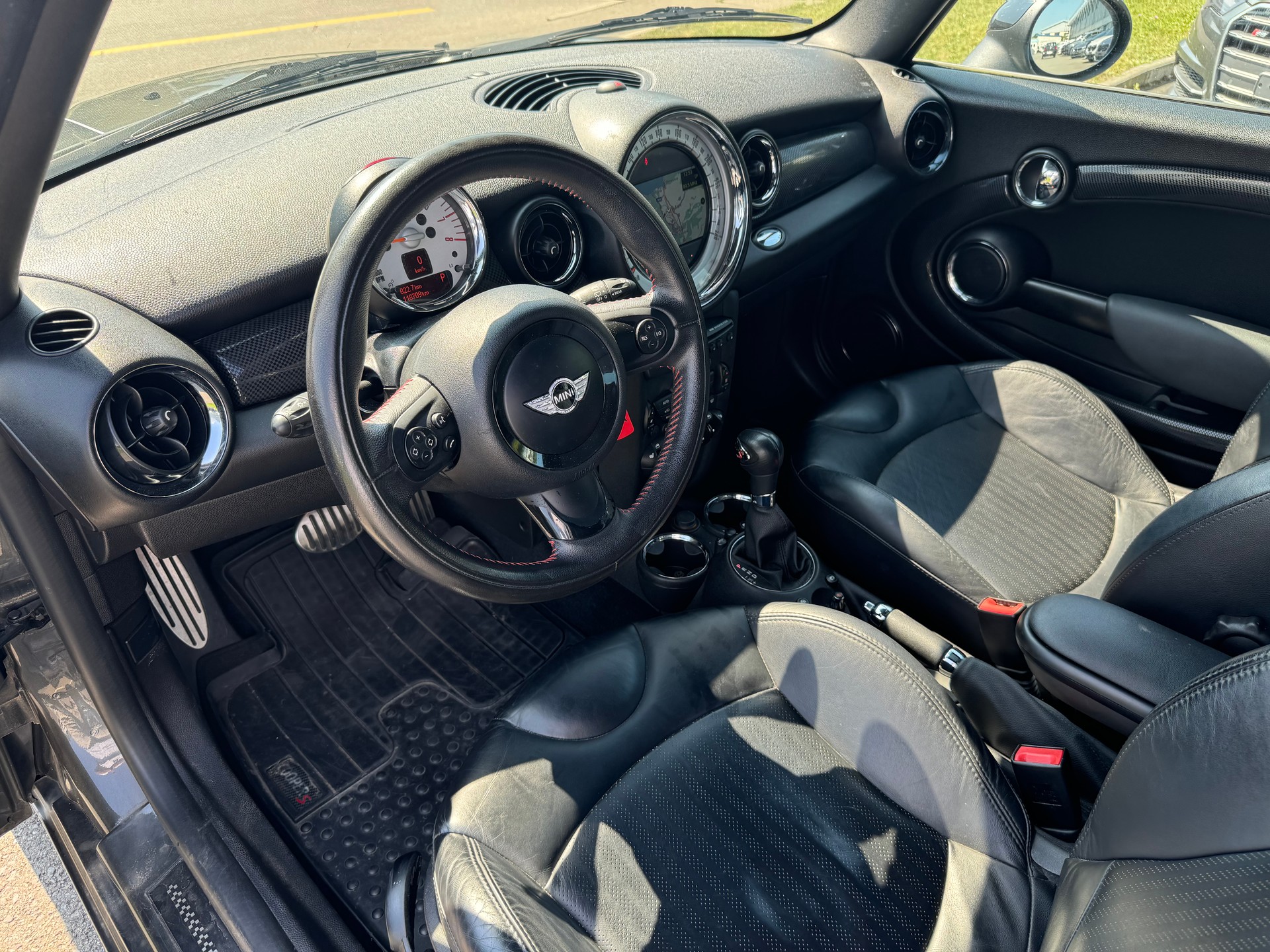 MINI Mini Cooper S Steptronic-image-9