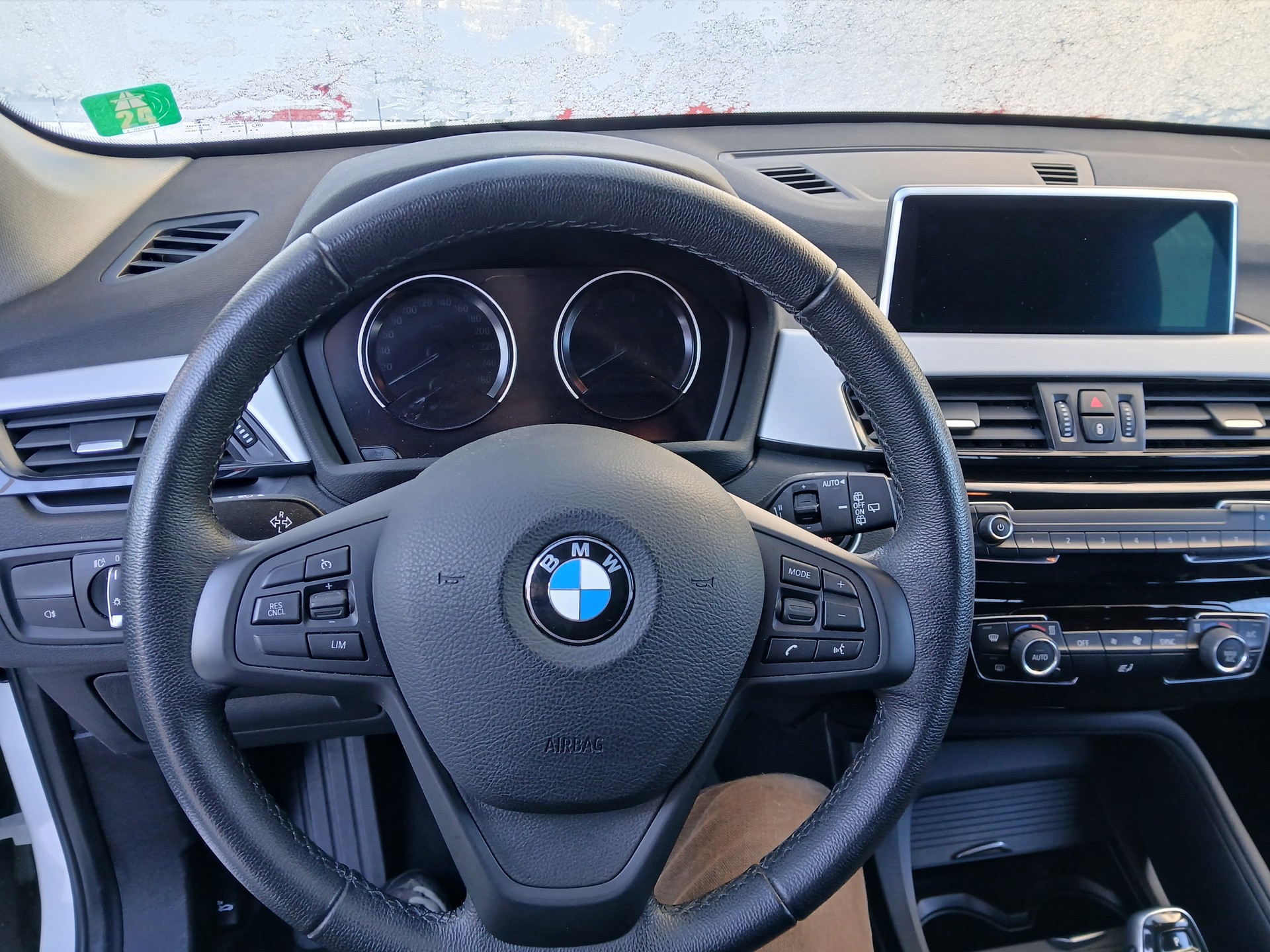 BMW X1 xDrive 18d Steptronic-image-5