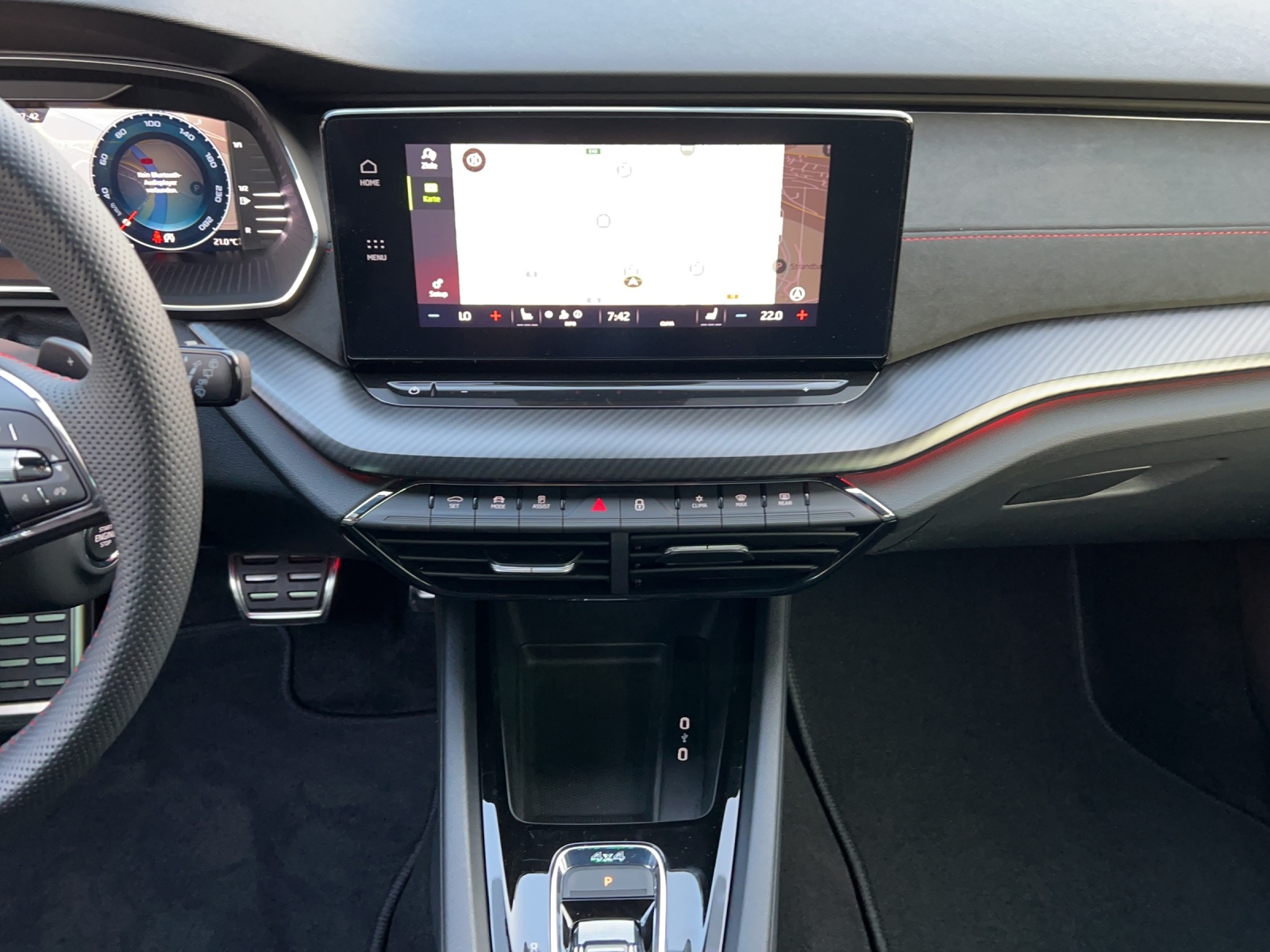 SKODA Octavia Combi 2.0 TDI RS 4x4 DSG-image-10