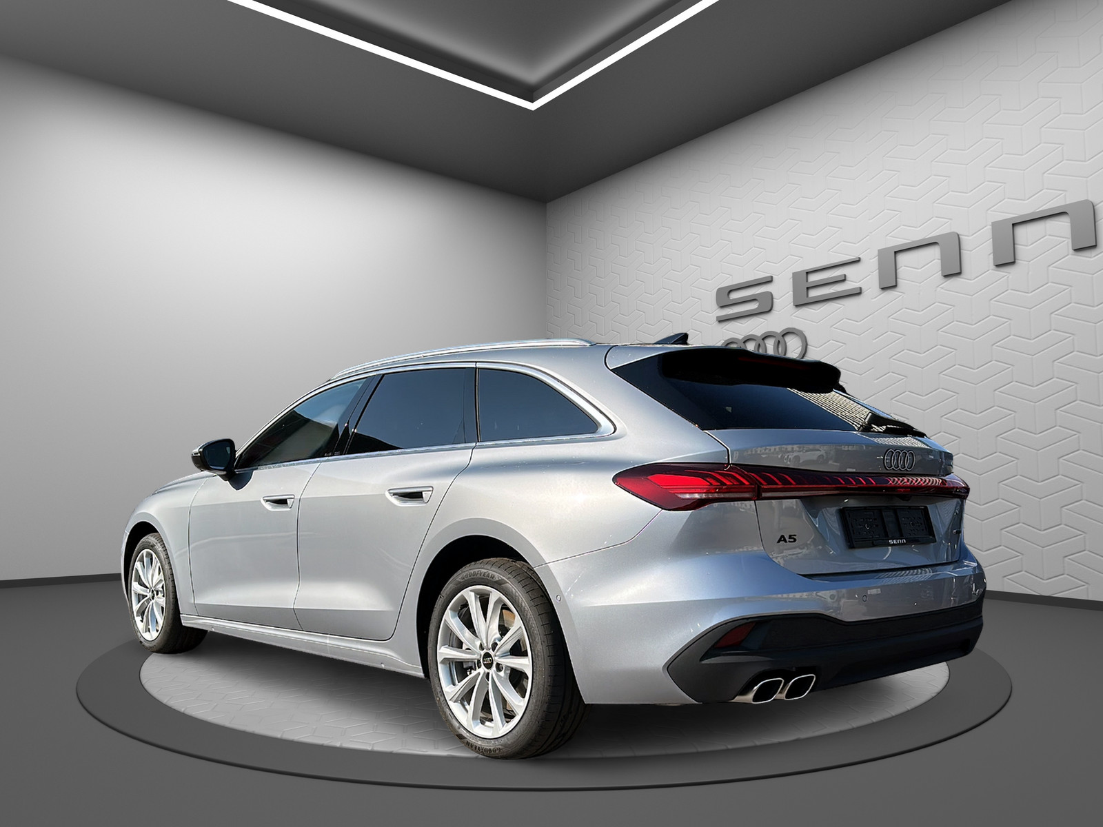AUDI A5 Avant TDI quattro 150 kW Attraction S tronic-image-3