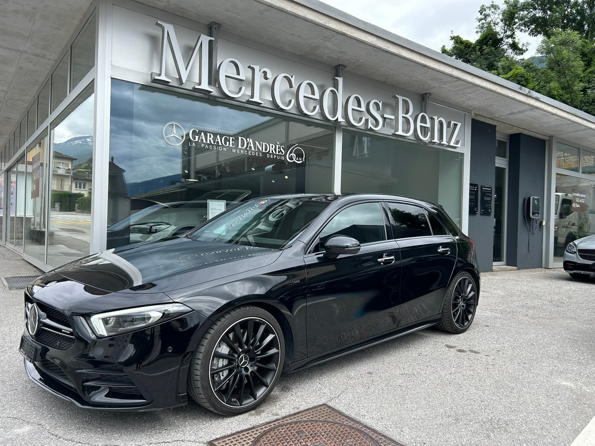 MERCEDES-BENZ A 35 AMG 4Matic Speedshift-image-0