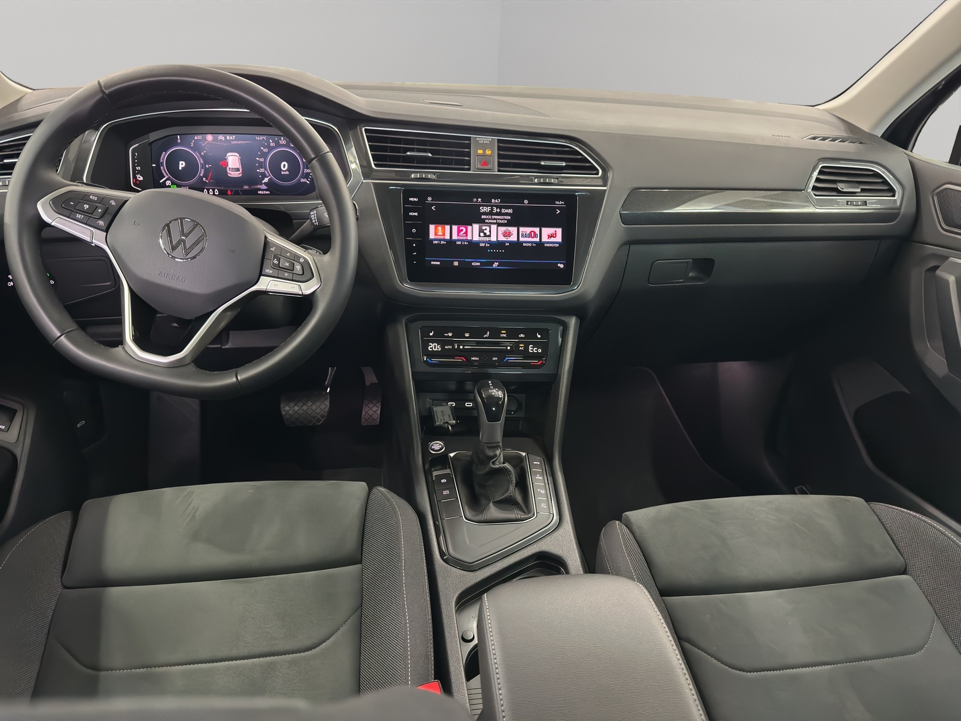 VW Tiguan 1.4TSI PHEV Elegance DSG-image-11