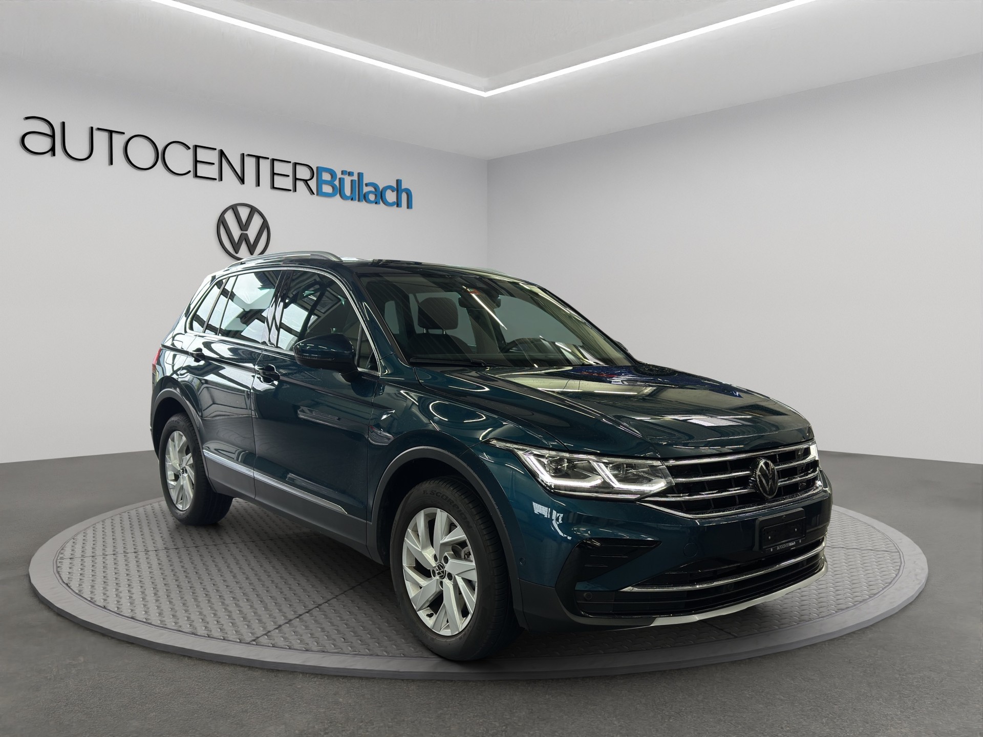 VW Tiguan 1.4TSI PHEV Elegance DSG-image-2