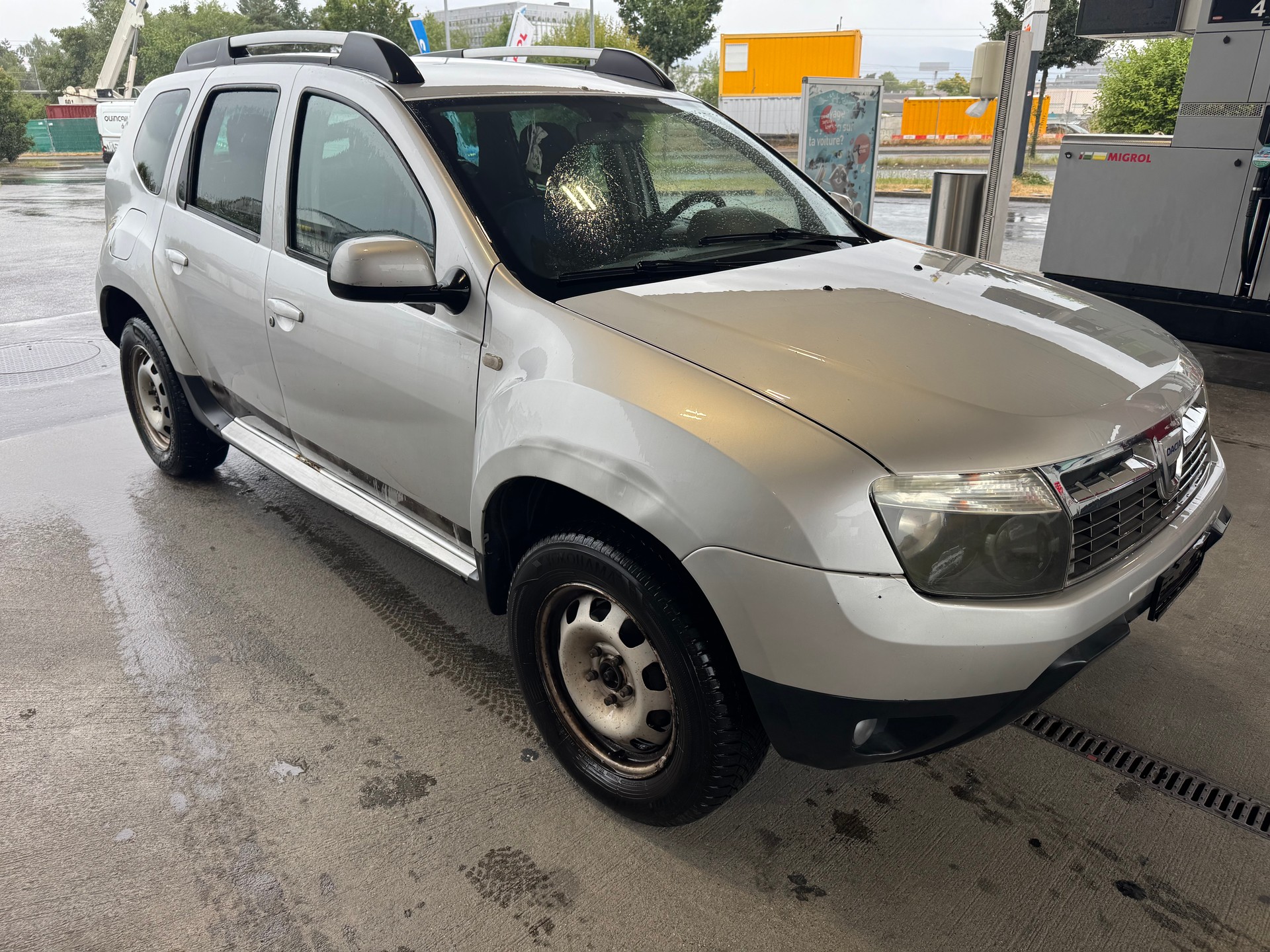 DACIA Duster 1.5 dCi Lauréate 4x4-image-0