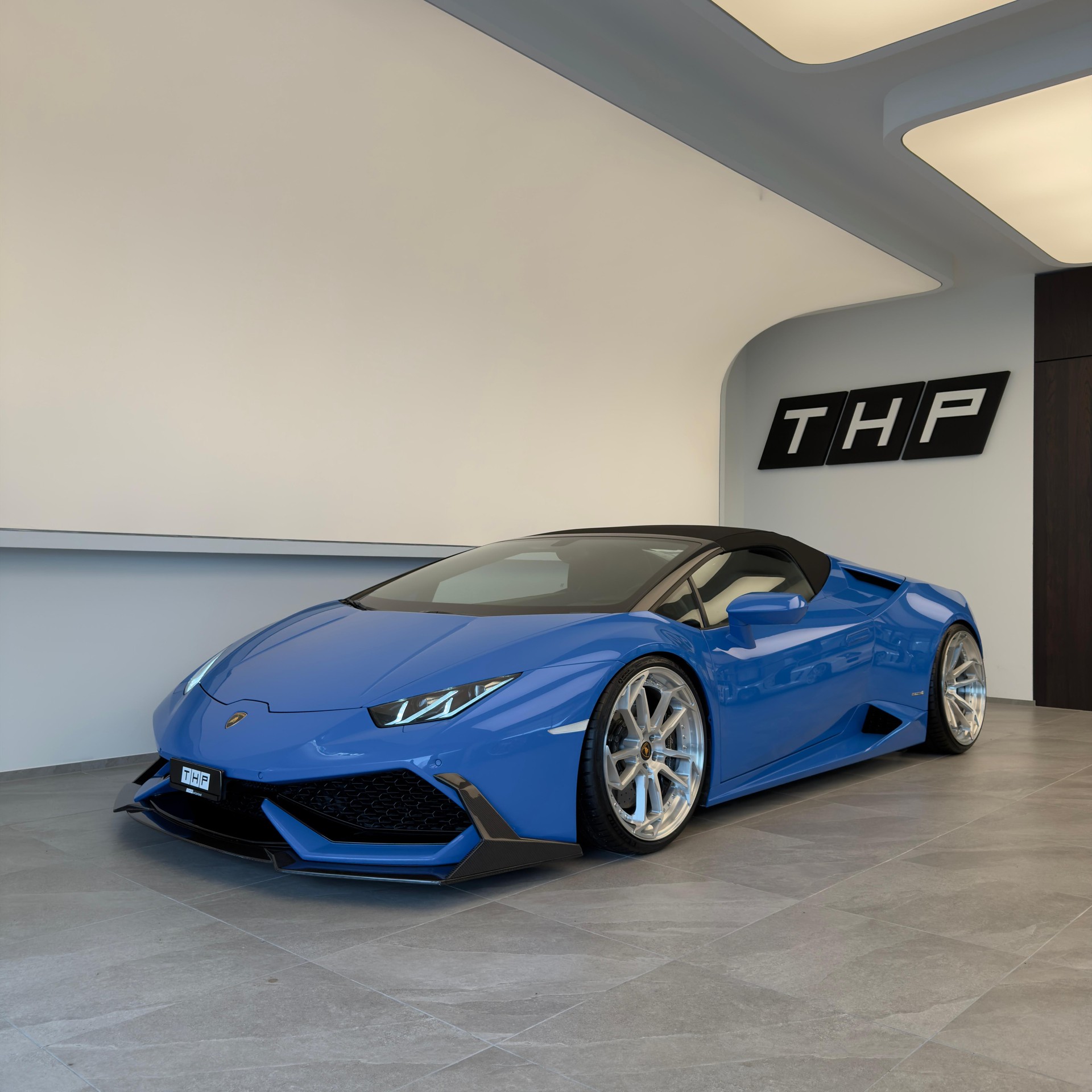 LAMBORGHINI Huracan LP610-4 Spyder DCT-image-1