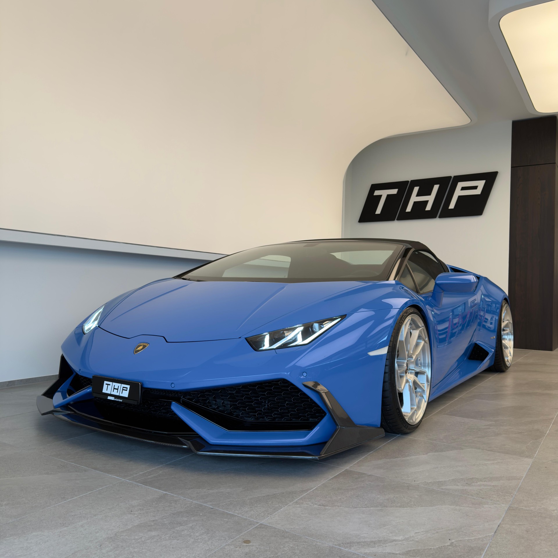LAMBORGHINI Huracan LP610-4 Spyder DCT-image-2