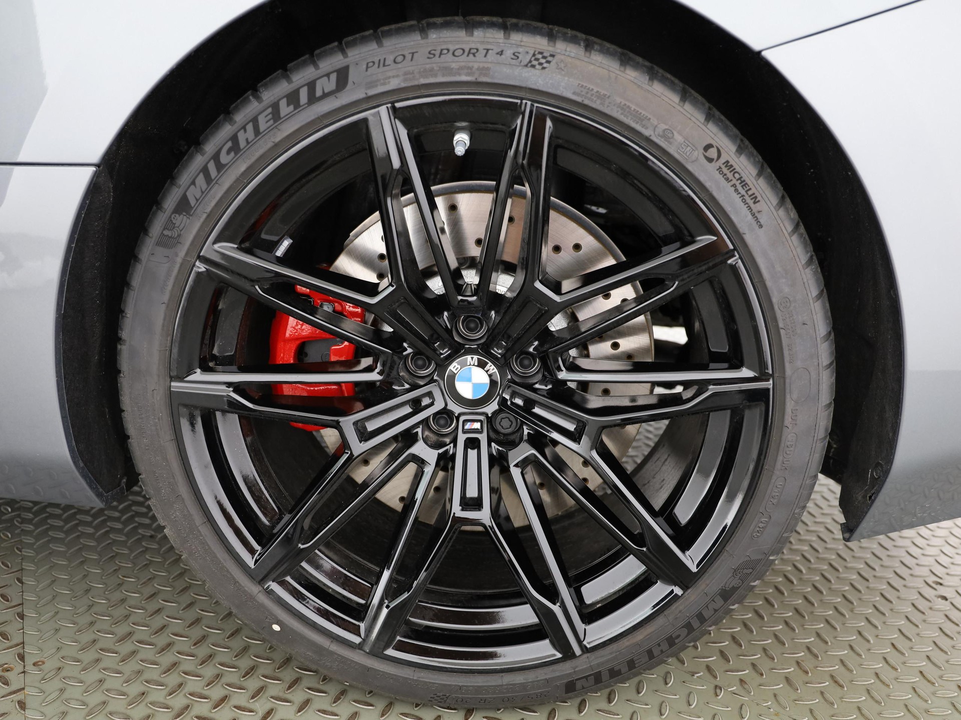 BMW M2 Coupé-image-2