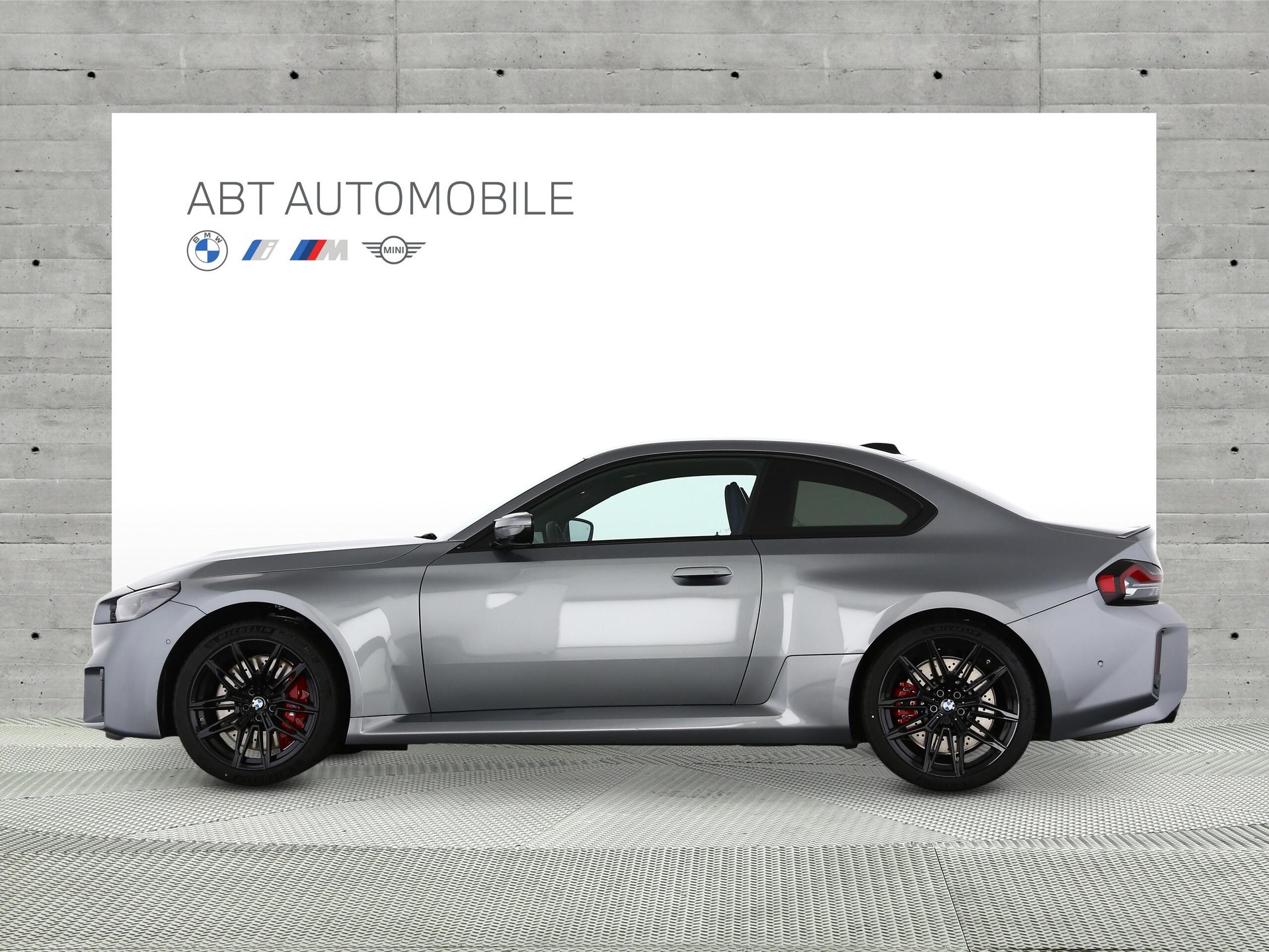 BMW M2 Coupé-image-1