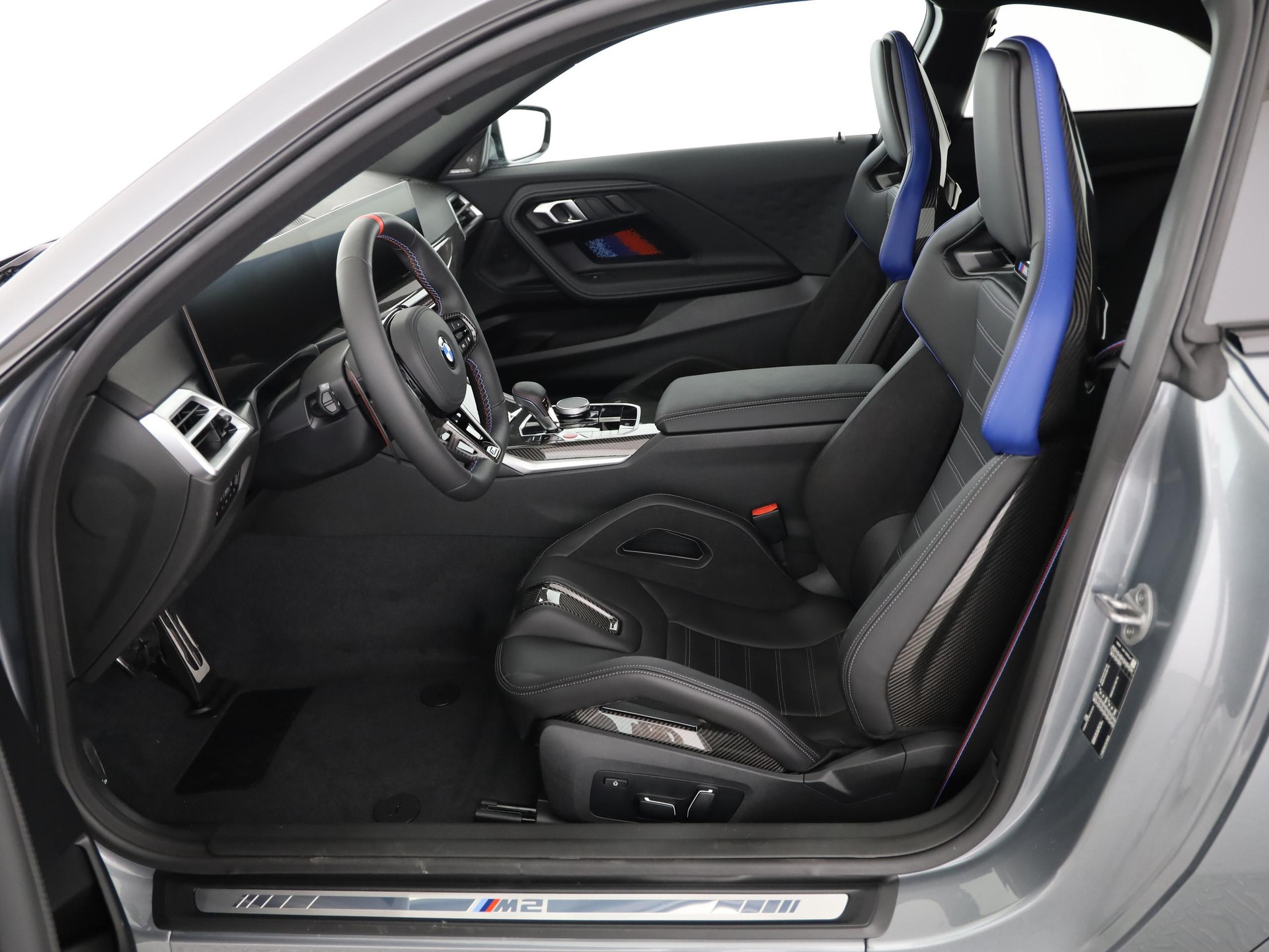 BMW M2 Coupé-image-4