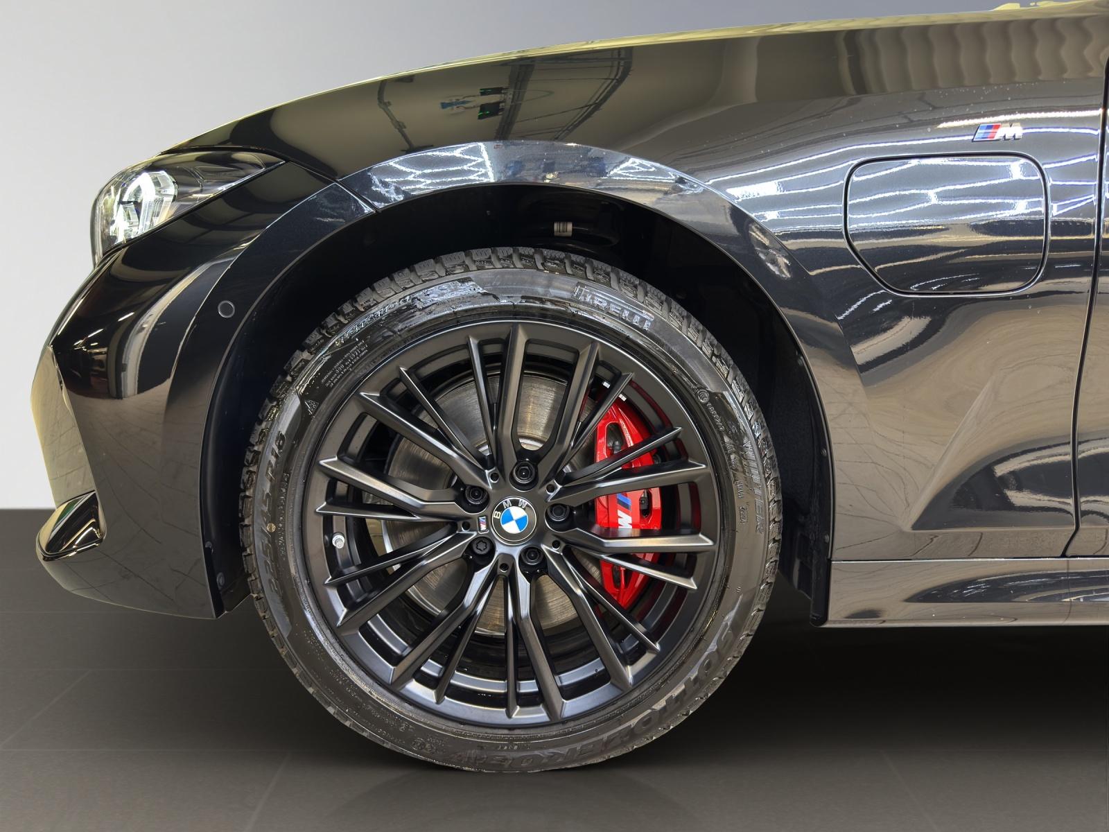 BMW 320e xDrive Touring M Sport Pro-image-16