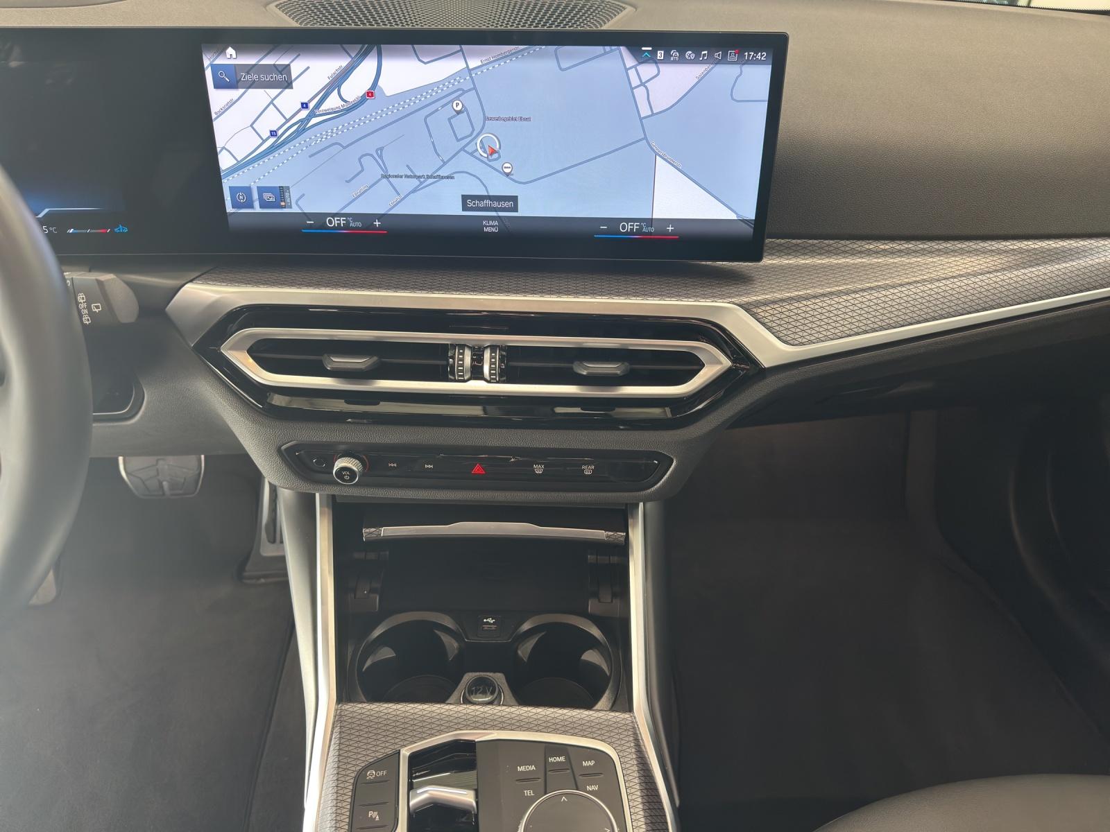BMW 330d xDrive Touring M Sportpaket-image-11