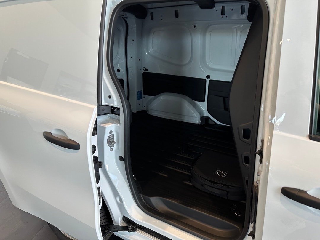 MERCEDES-BENZ E-Citan 112 Kaw 45 kWh-image-6