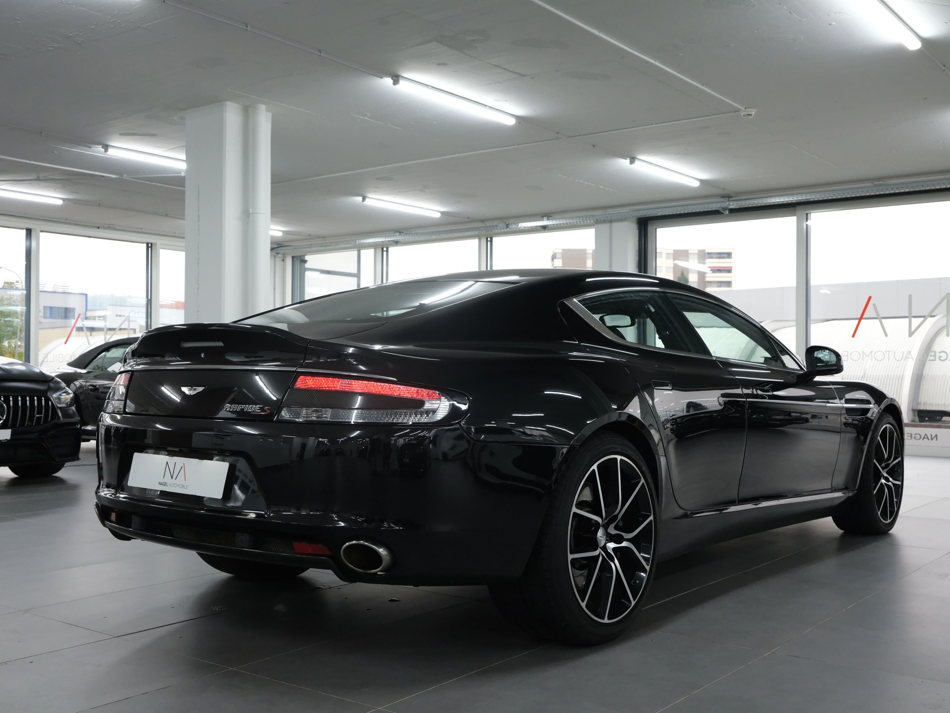 ASTON MARTIN Rapide S 5.9 V12 Touchtronic 2-showroom-element-2