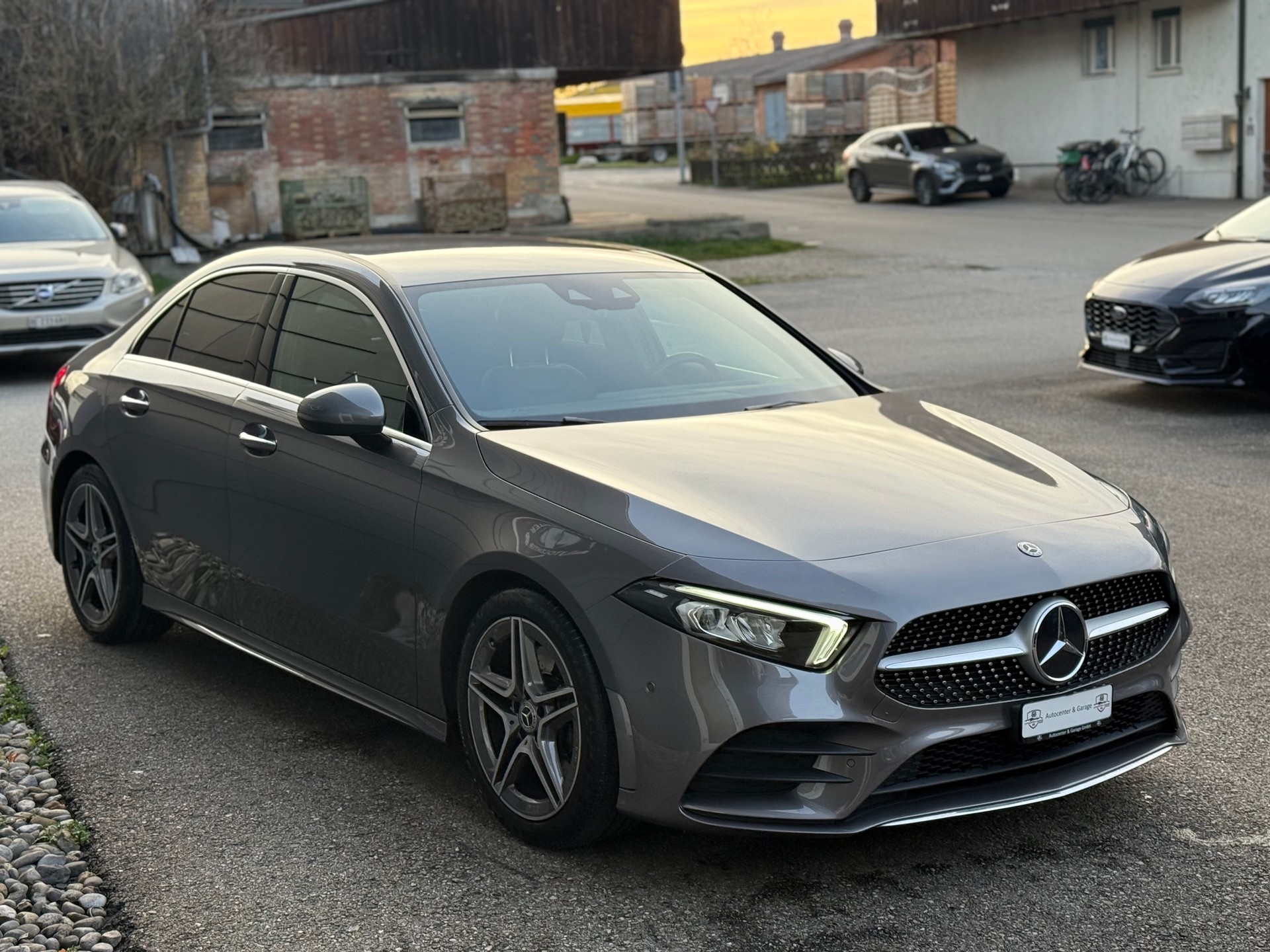 MERCEDES-BENZ A 220 AMG Line 7G-DCT 4Matic-image-8