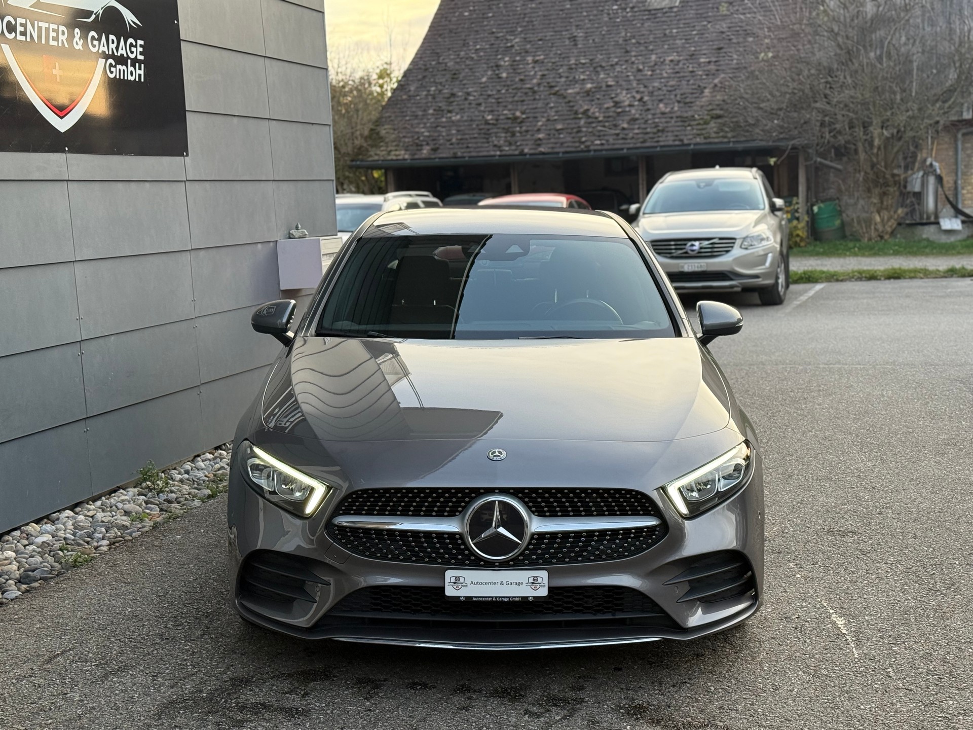 MERCEDES-BENZ A 220 AMG Line 7G-DCT 4Matic-image-7