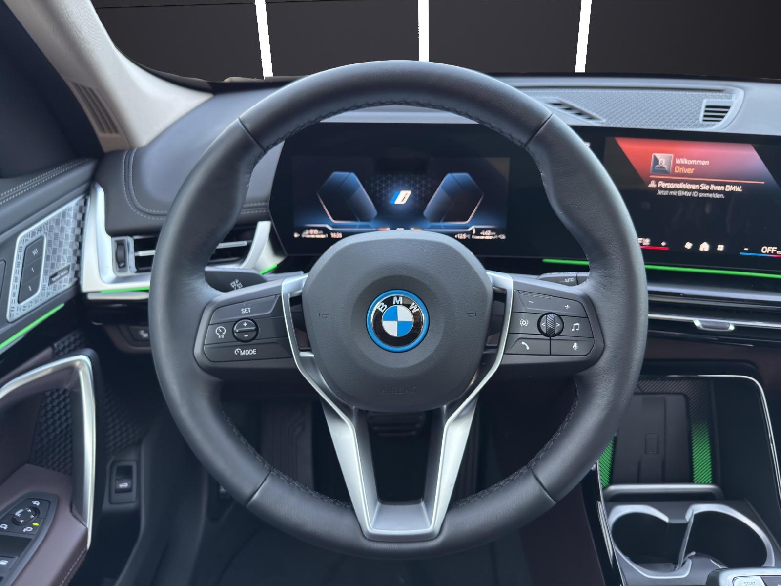 BMW X1 25e xDrive-image-13