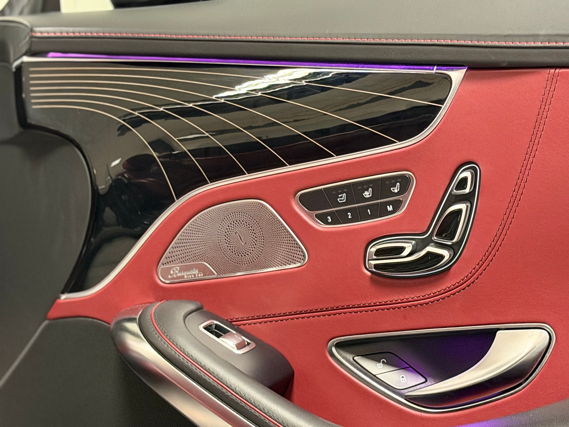 MERCEDES-BENZ S 63 AMG Cabriolet 4Matic Speedshift MCT-image-16