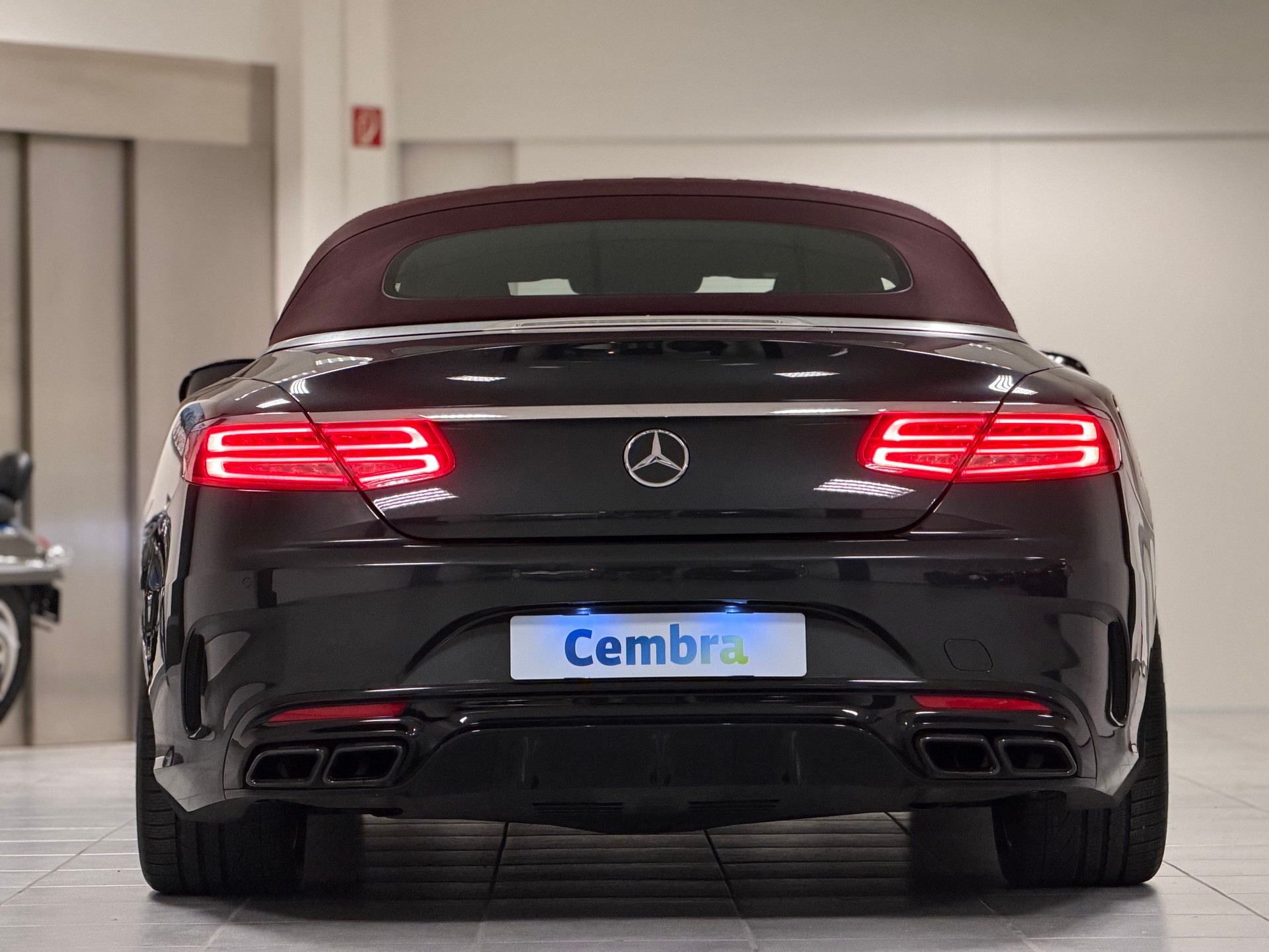 MERCEDES-BENZ S 63 AMG Cabriolet 4Matic Speedshift MCT-image-8