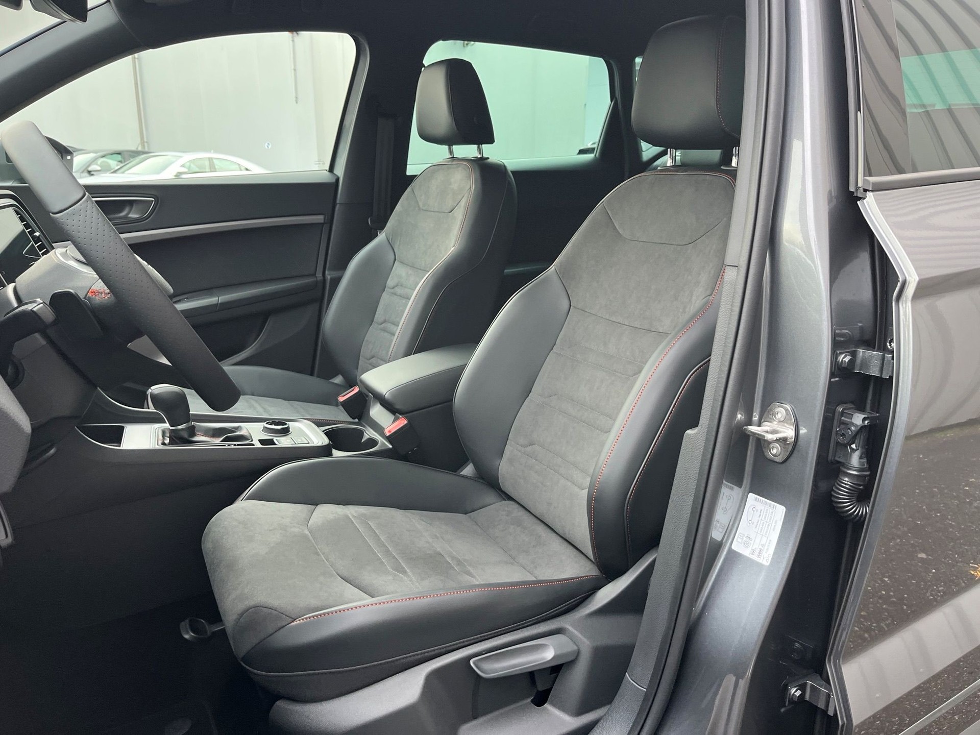 SEAT Ateca 1.5 TSI EVO 75 Edition DSG-image-4