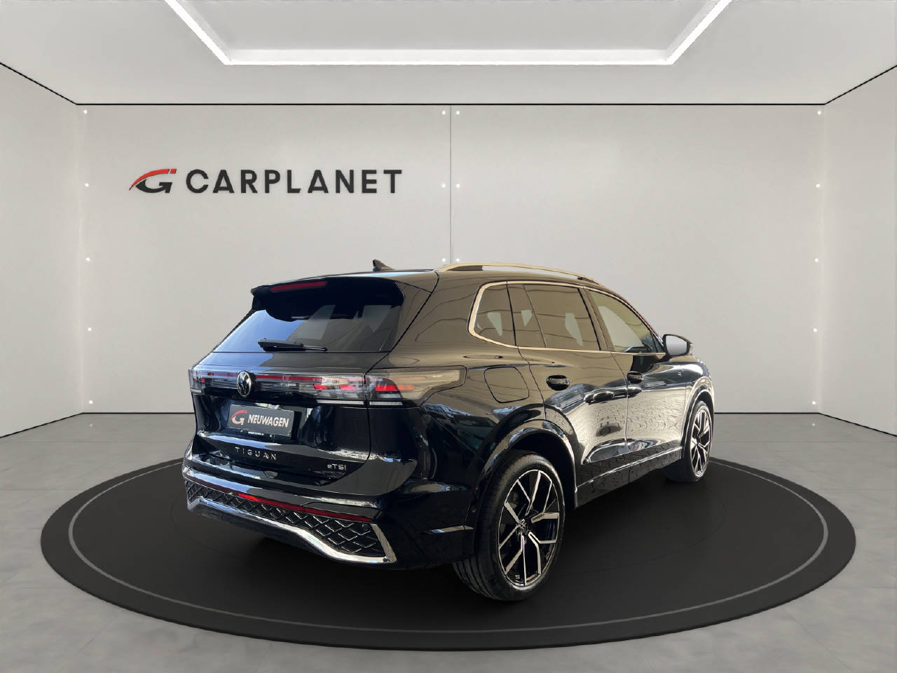 VW Tiguan 1.5 TSI R-Line DSG-image-5