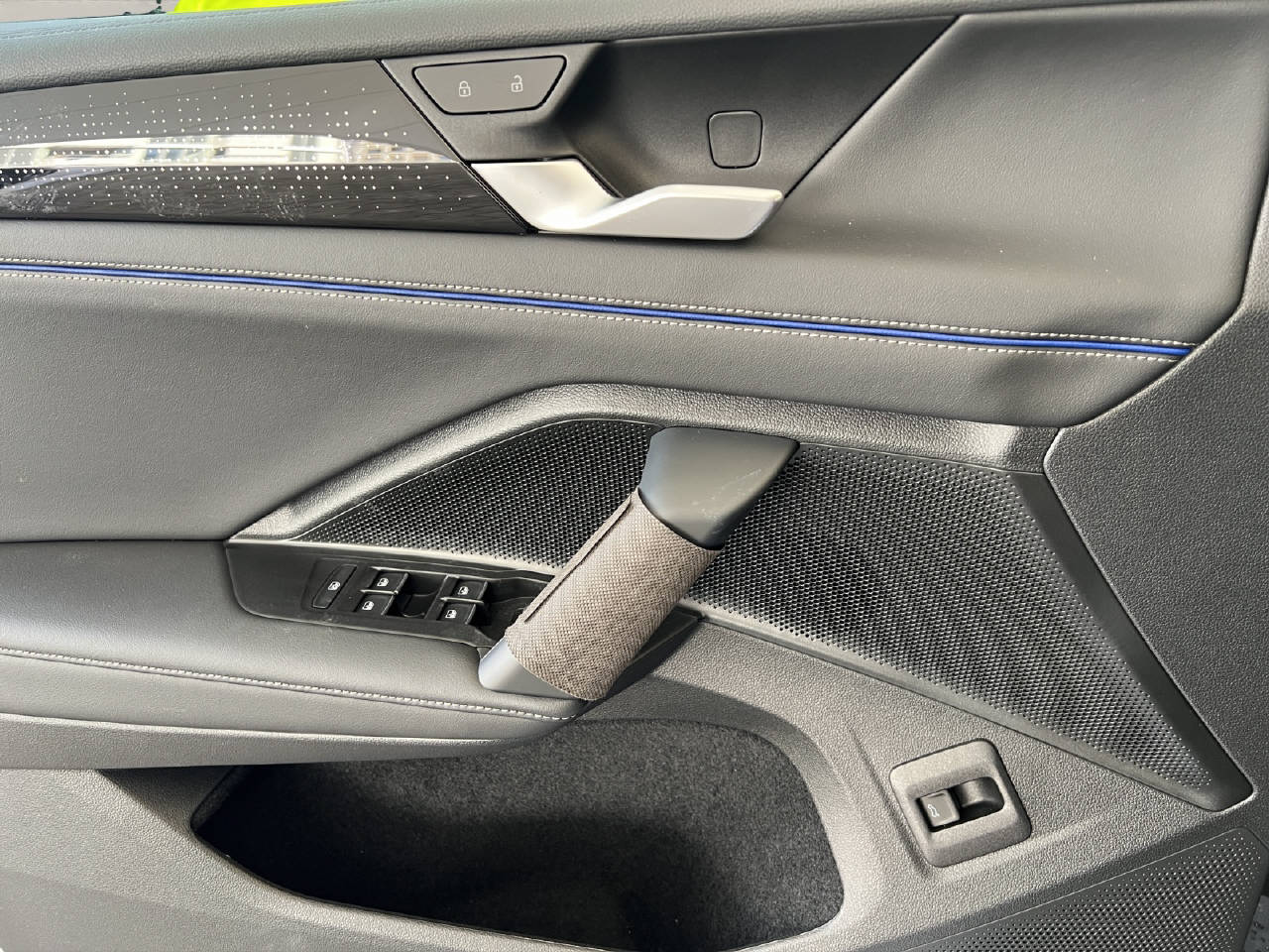 VW Tiguan 1.5 TSI R-Line DSG-image-18
