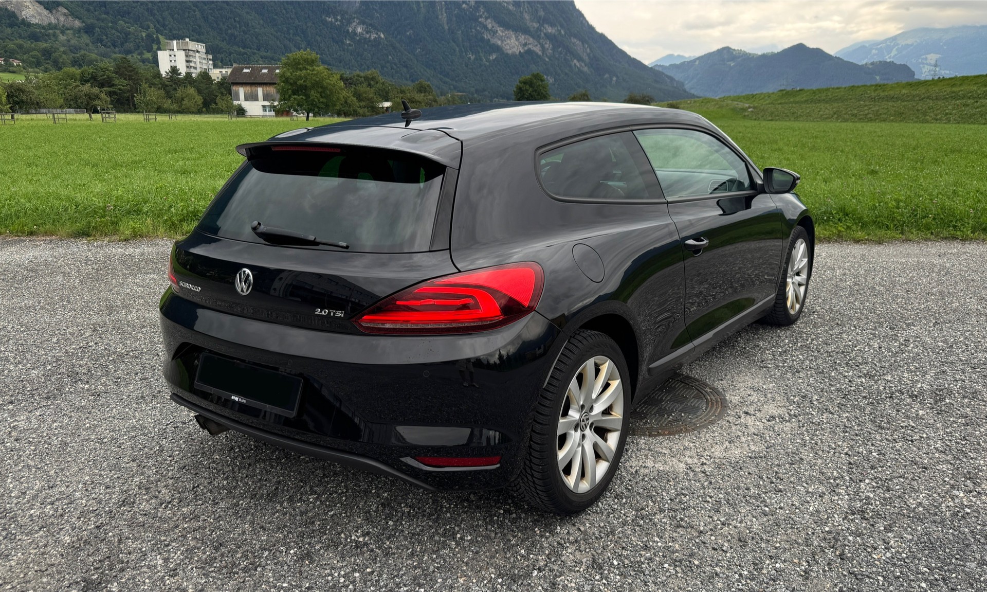 VW Scirocco 2.0 TSI BMT-image-12