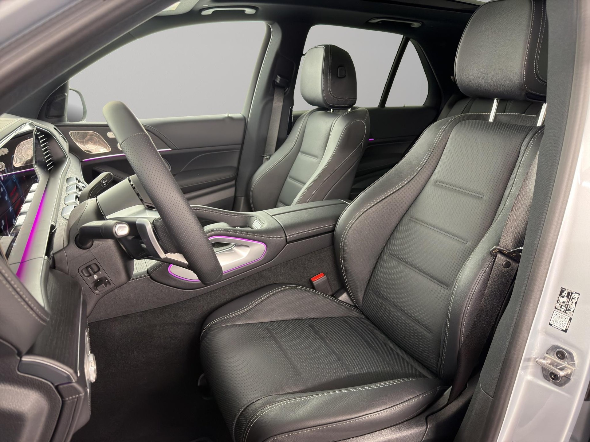 MERCEDES-BENZ GLE 450 d AMG Line 4matic-image-5
