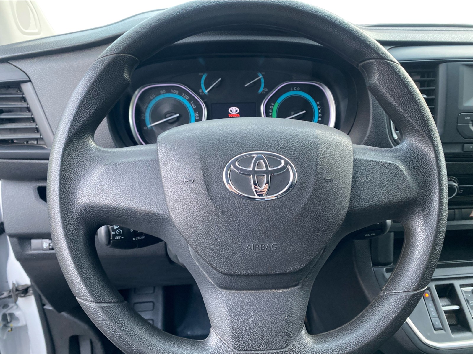 TOYOTA Proace EV 50kWh Long Active-image-9