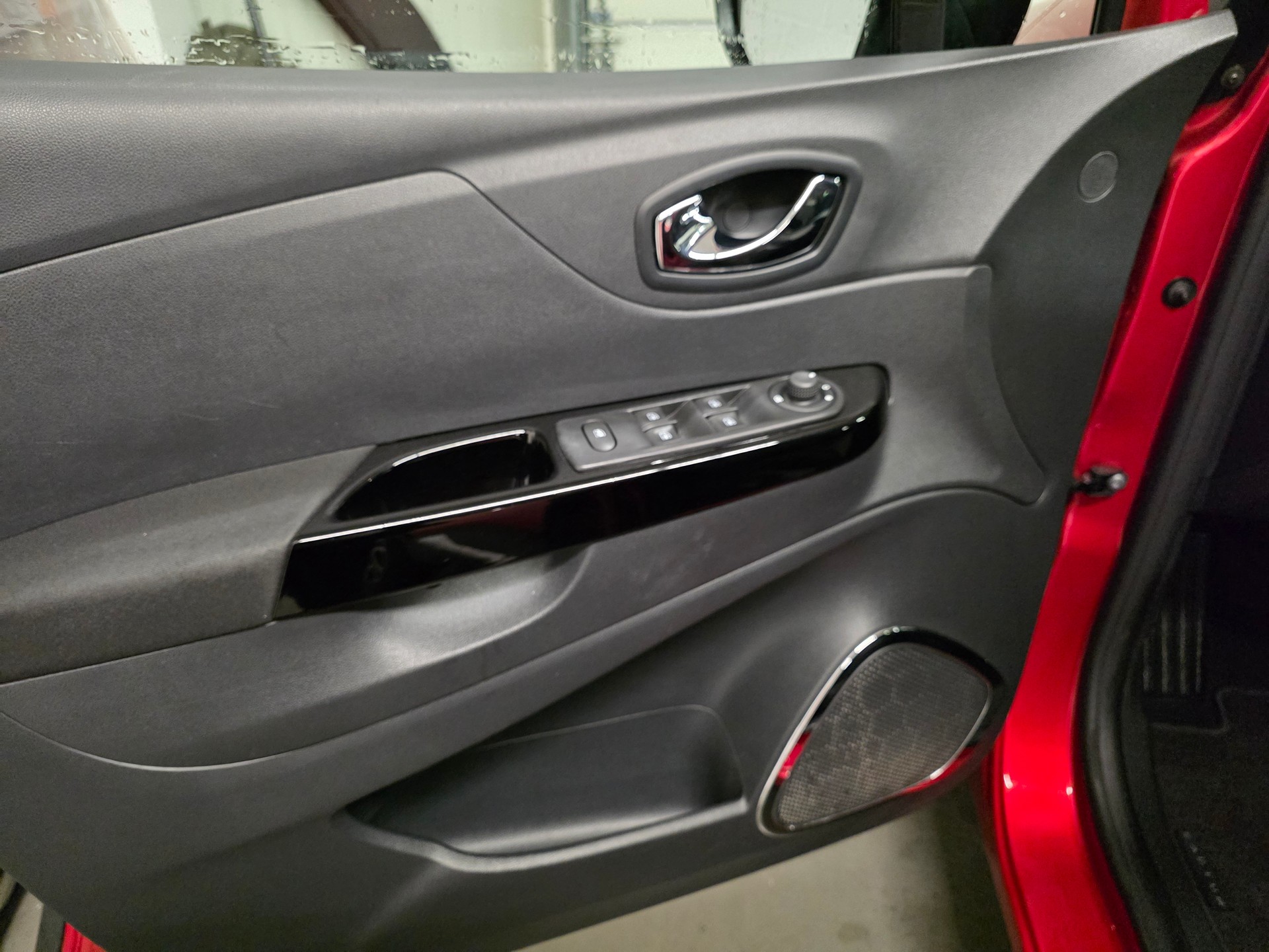 RENAULT Captur 1.5 dCi Intens EDC-image-13