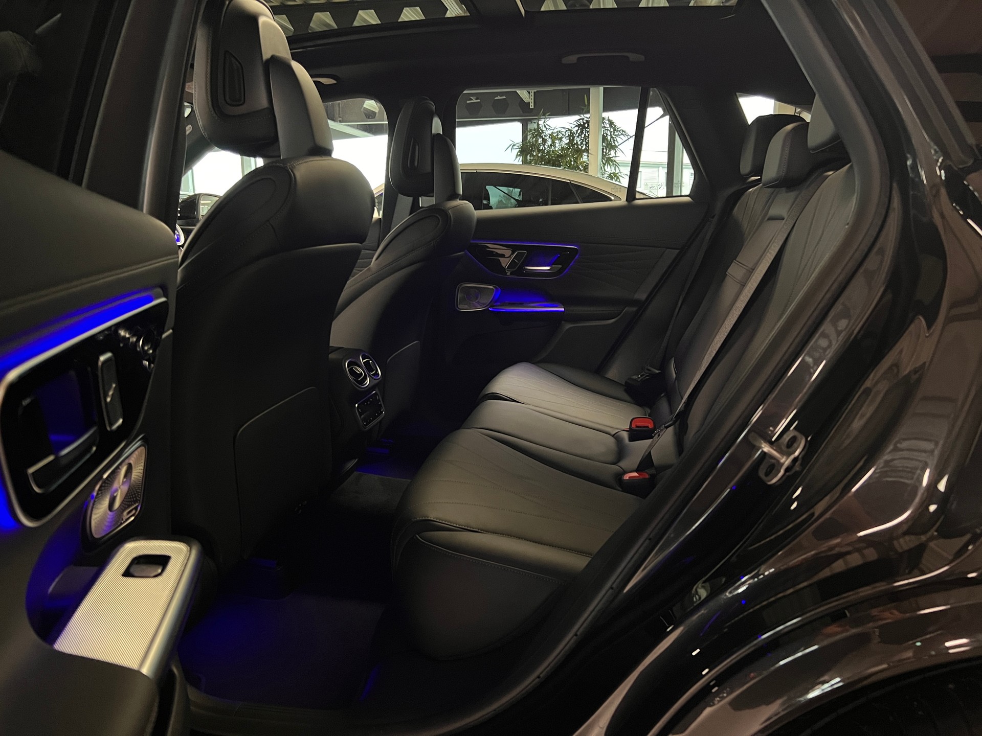 MERCEDES-BENZ GLC 400 e 4Matic EQ Star 9G-Tronic-image-8
